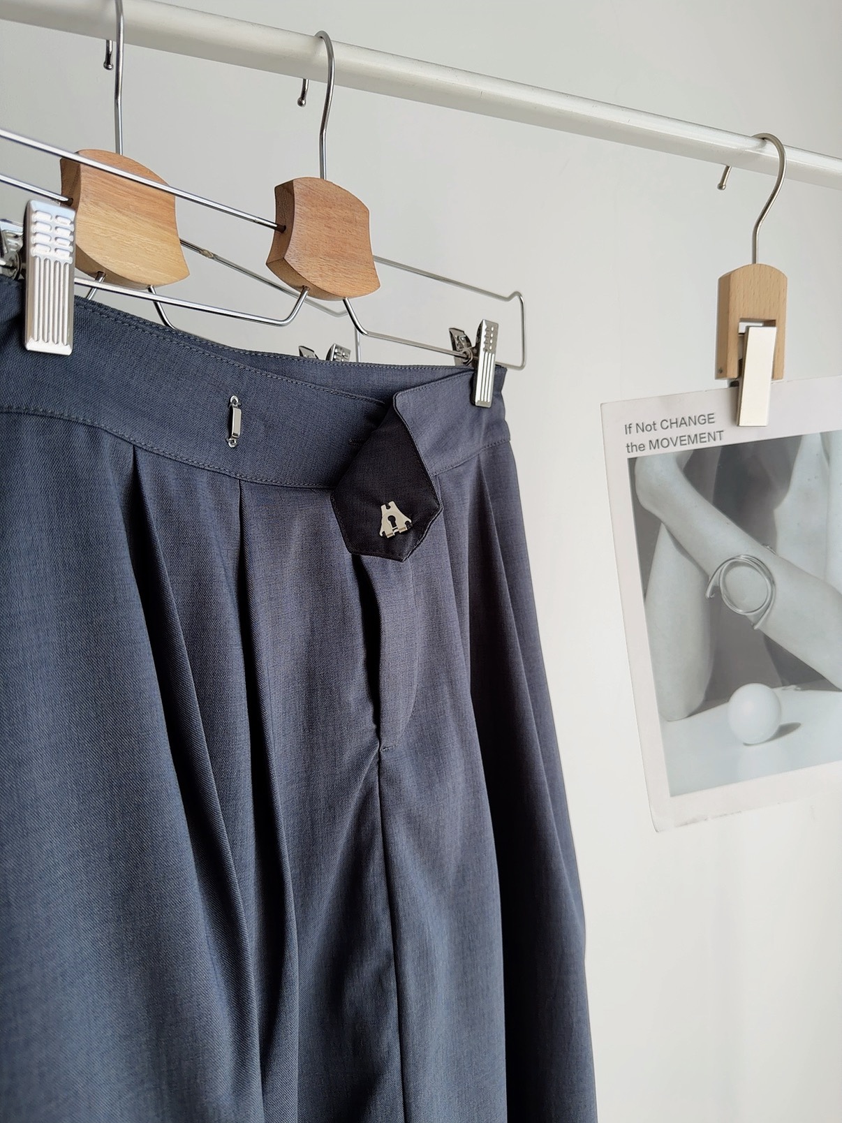 B72603 KAYE A CUT PREMIUM SKIRT