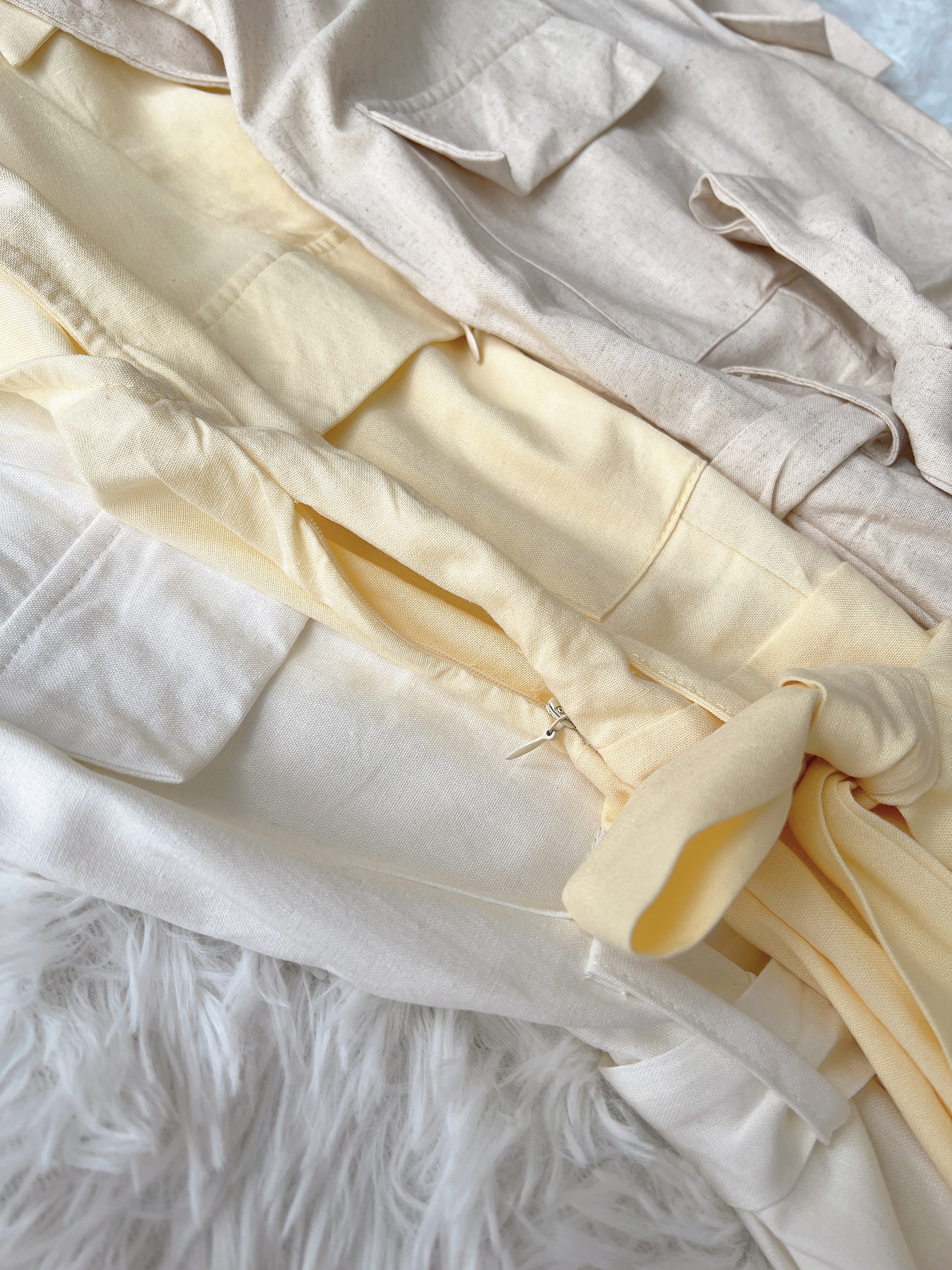 D71924 YUNA KR OVERSLEEVE LINEN DRESS