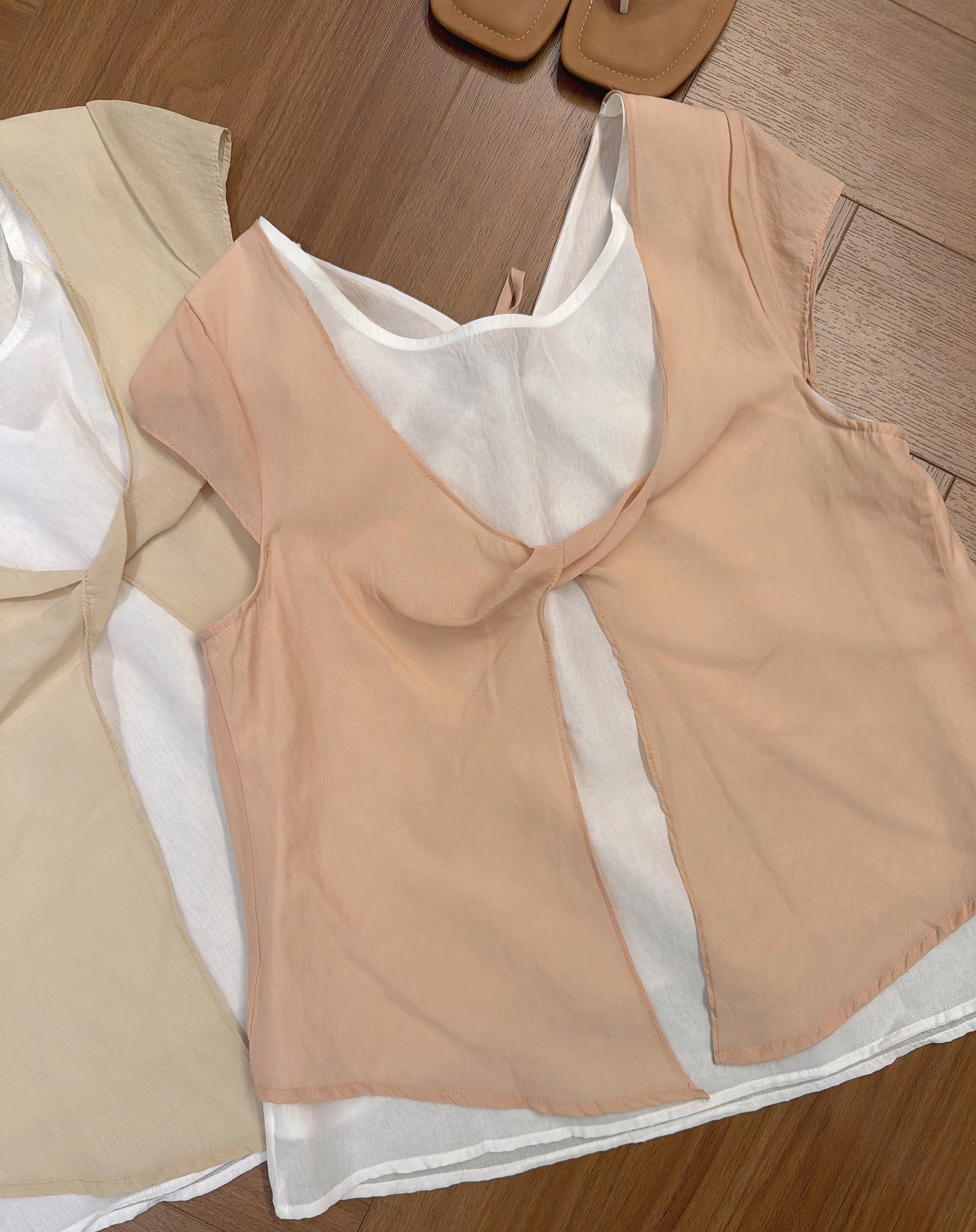 SMDT7250 ZELINA TWIST FRONT BLOUSE