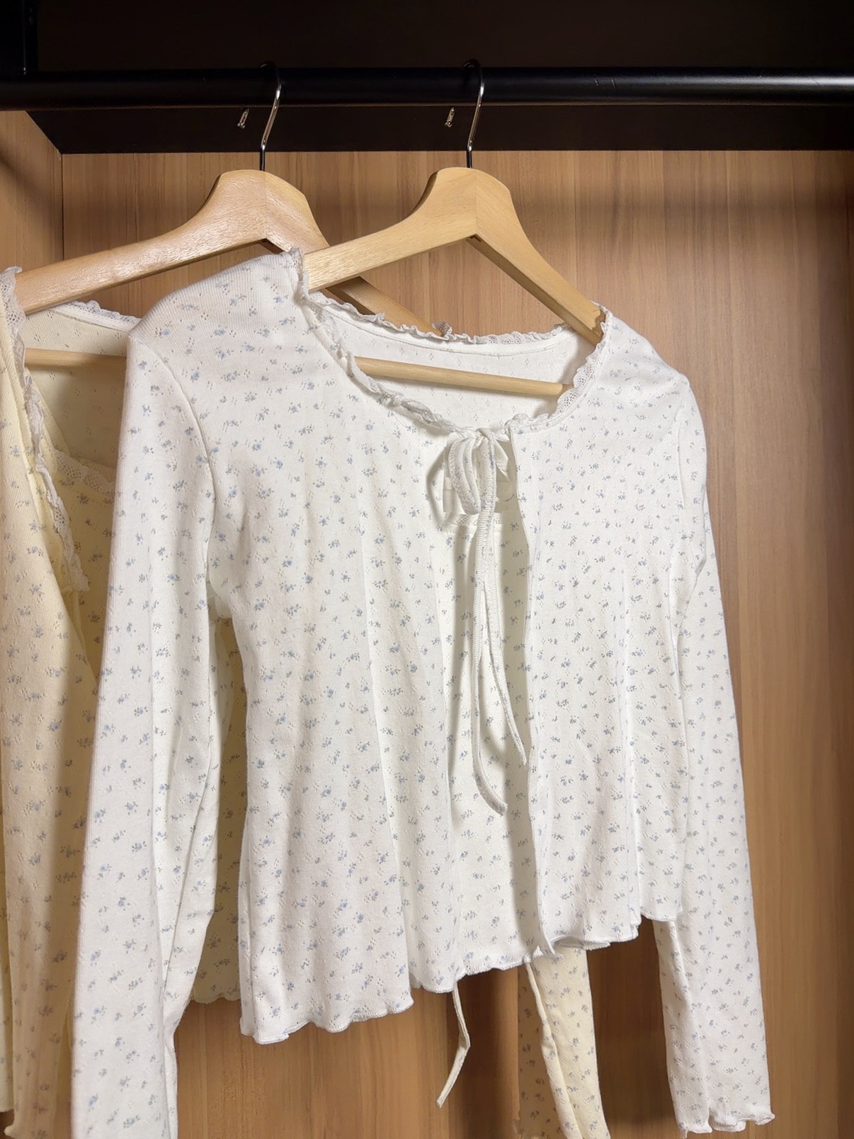 BT1138 FLORAL POINTELLE TWO PIECES TOP