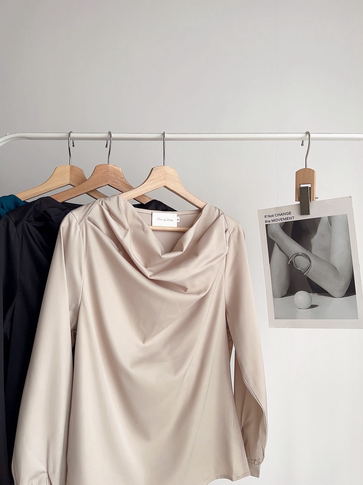 T72100 TIA DRAPPED ELEGANCE LONG SLEEVE BLOUSE