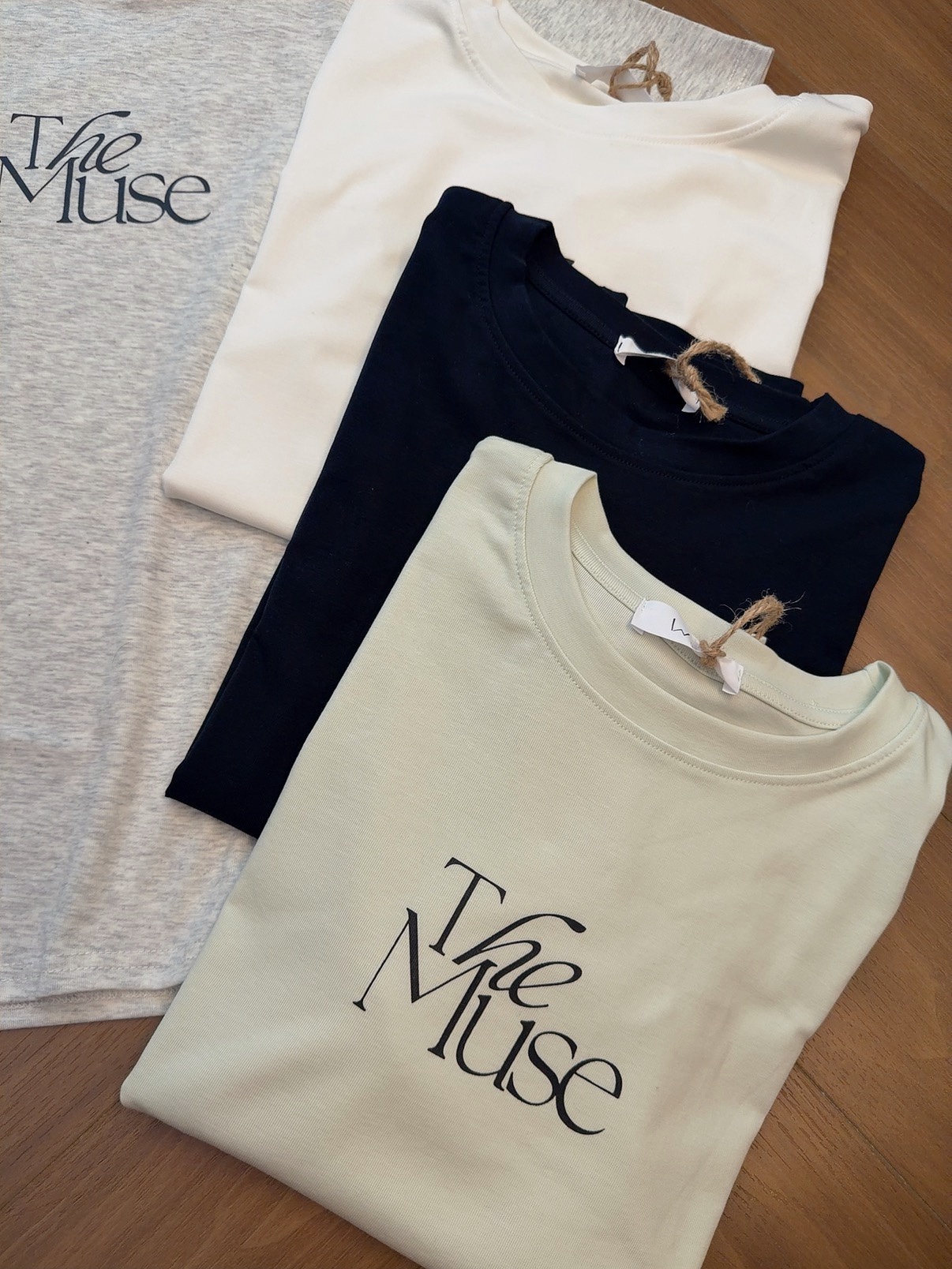 IST3216 THE MUSE TEE