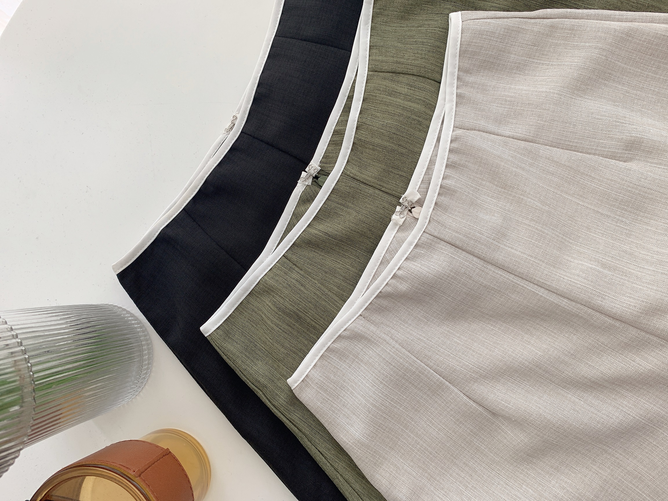 B70163 PEARL BOLD LINE SHORTS