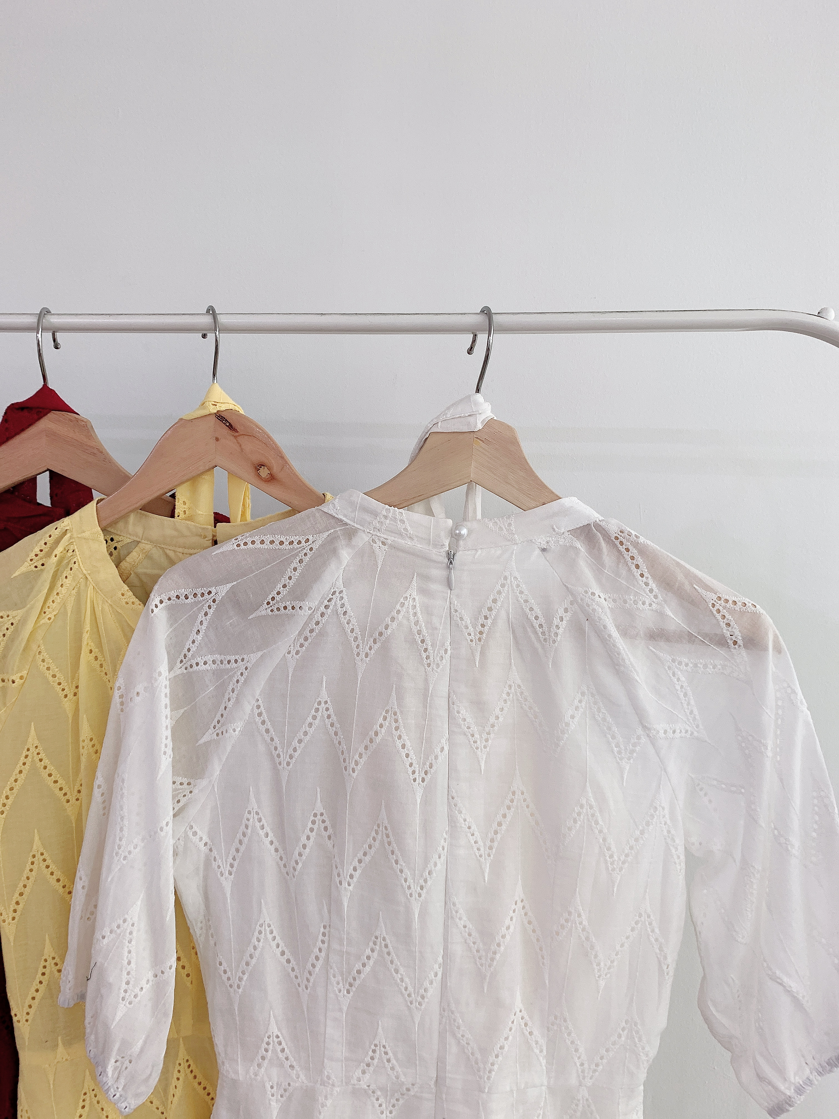 D7697 FESTIVE BELTED CROCHET JUMPER