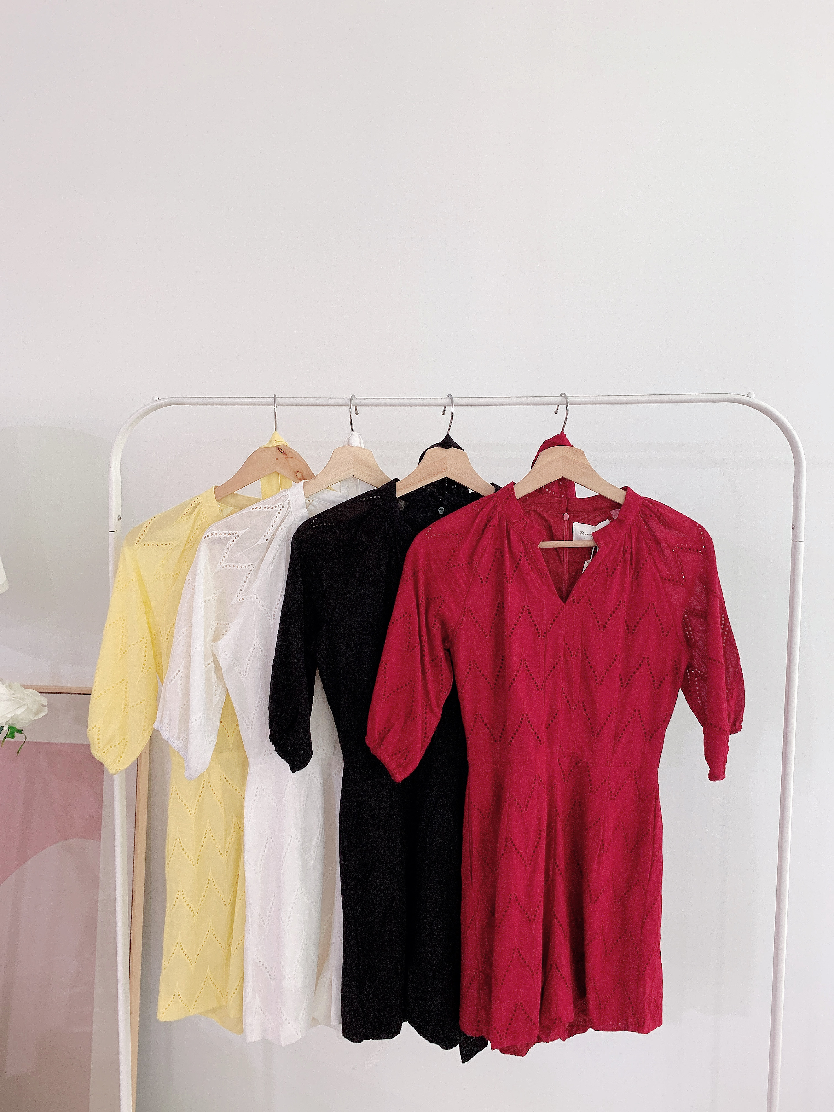 D7697 FESTIVE BELTED CROCHET JUMPER