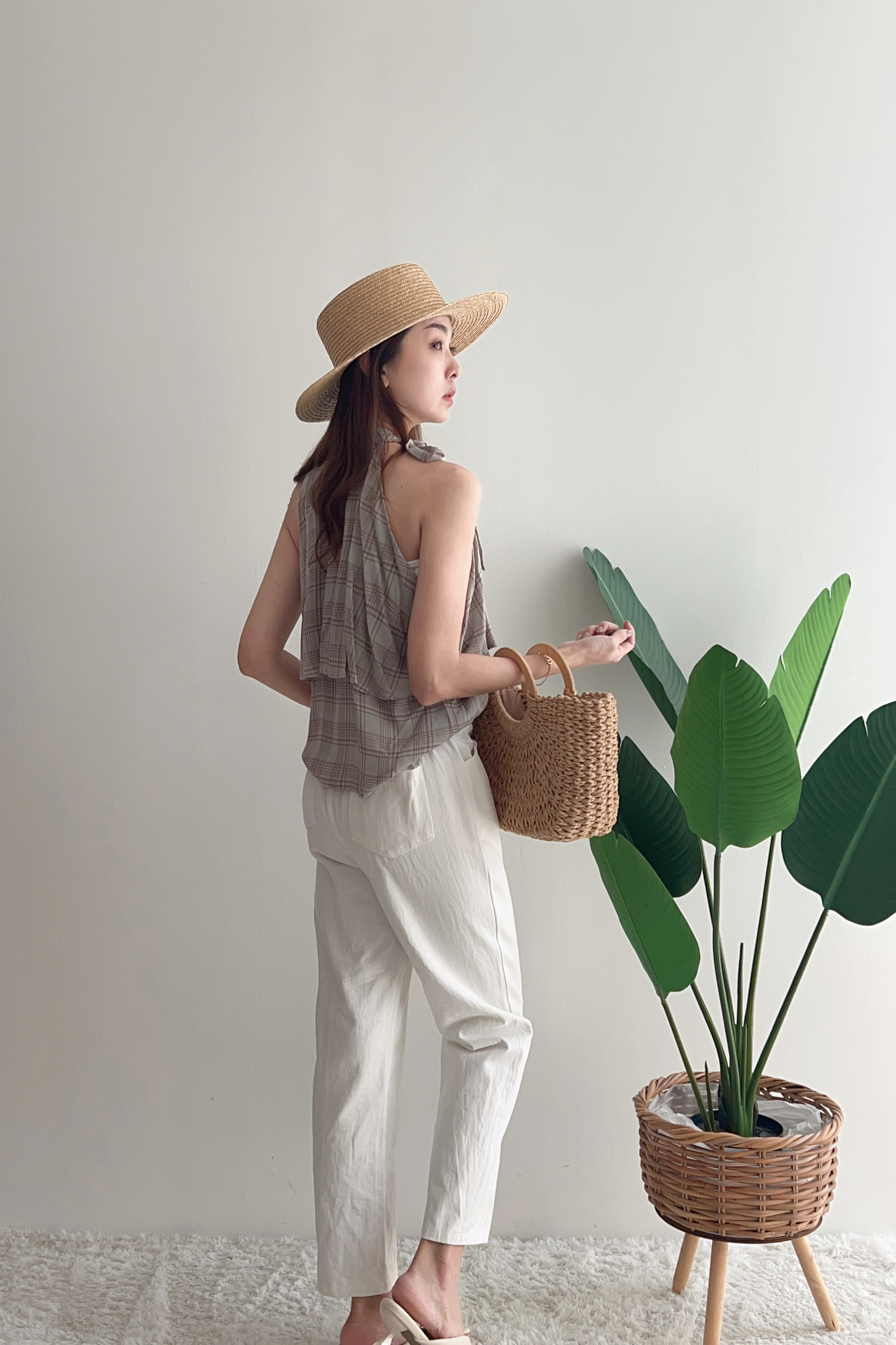 T9374 MORANDI CHECKER CUT IN TOP