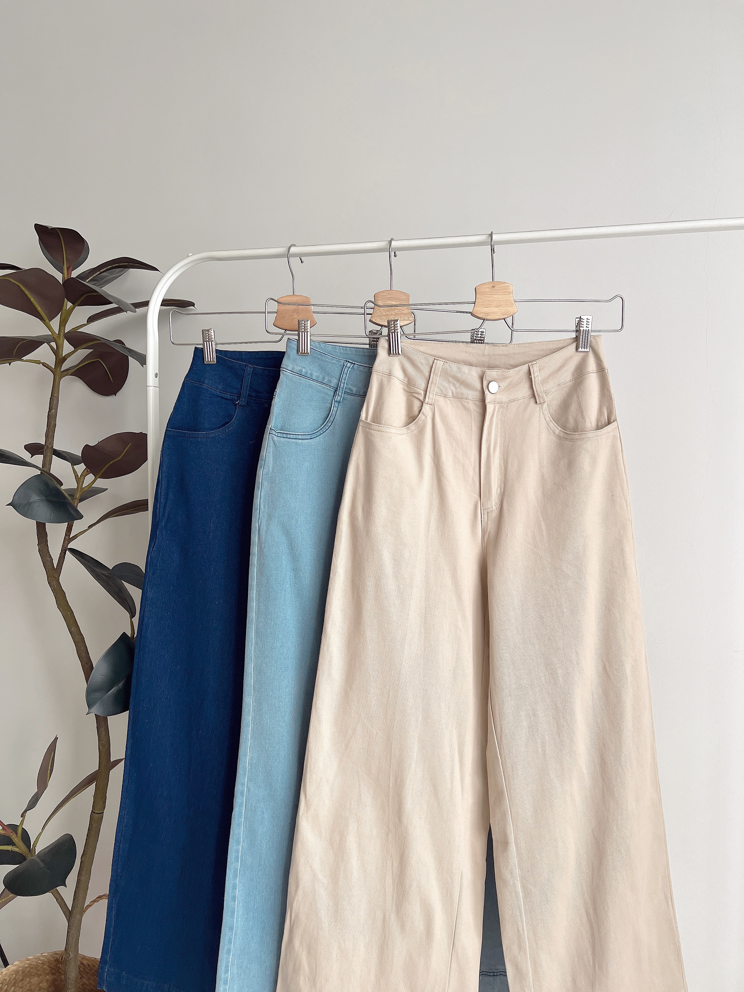 B71927 BELLA FRANCE HIGH WAIST JEANS