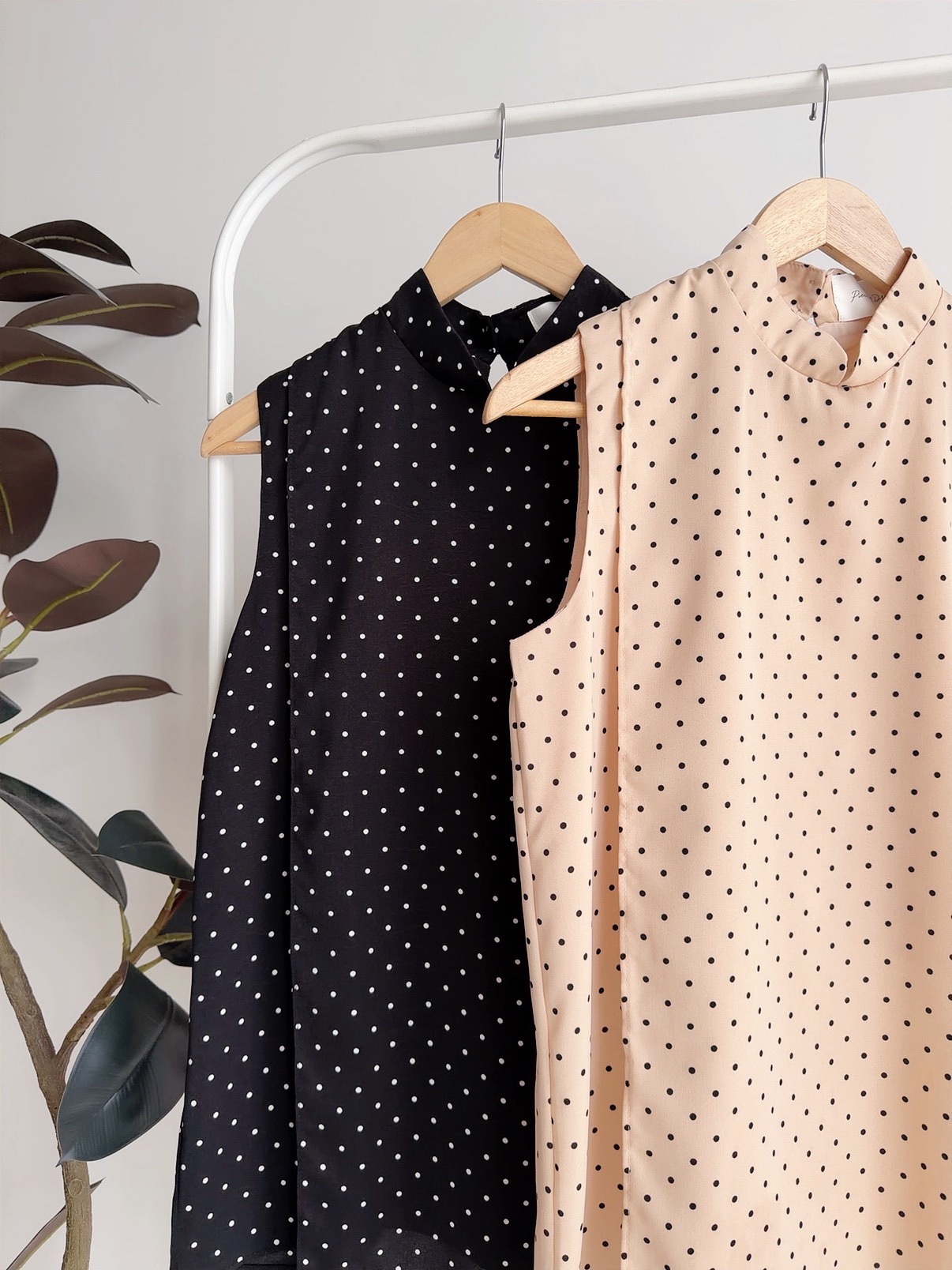 T72675 YULIAN MODERN ORIENTAL POLKA TOP