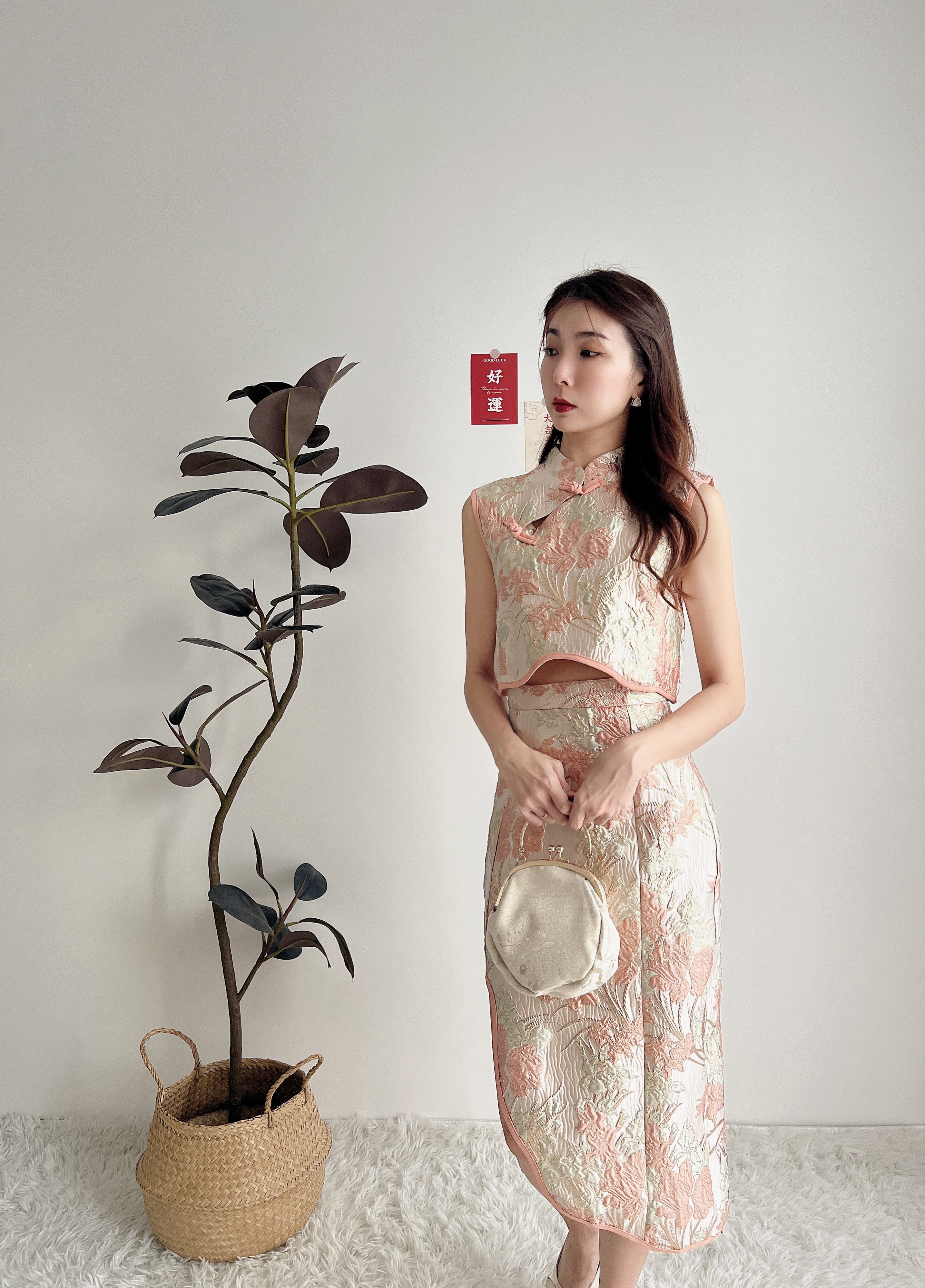 S70776  Yī Nuò FLORAL CHEONGSAM SET