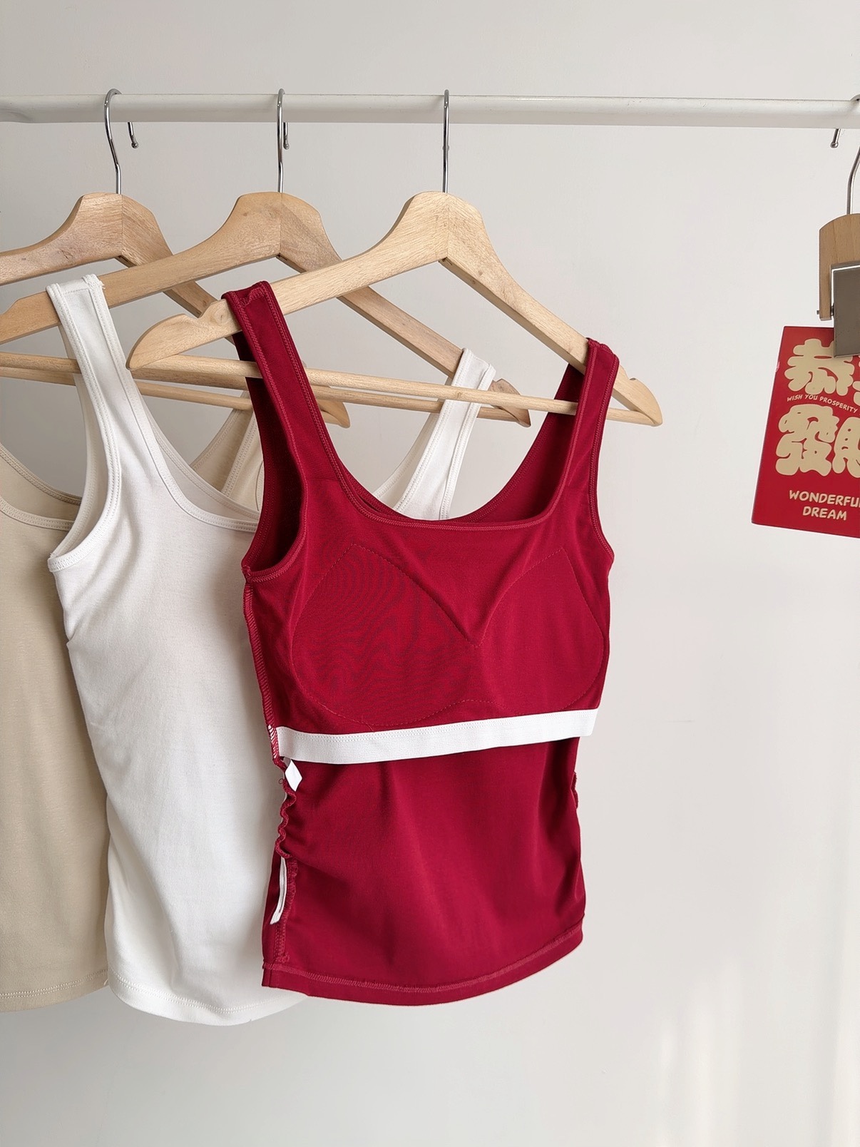 T72746 SELIN SQUARE NECK FIT TANK