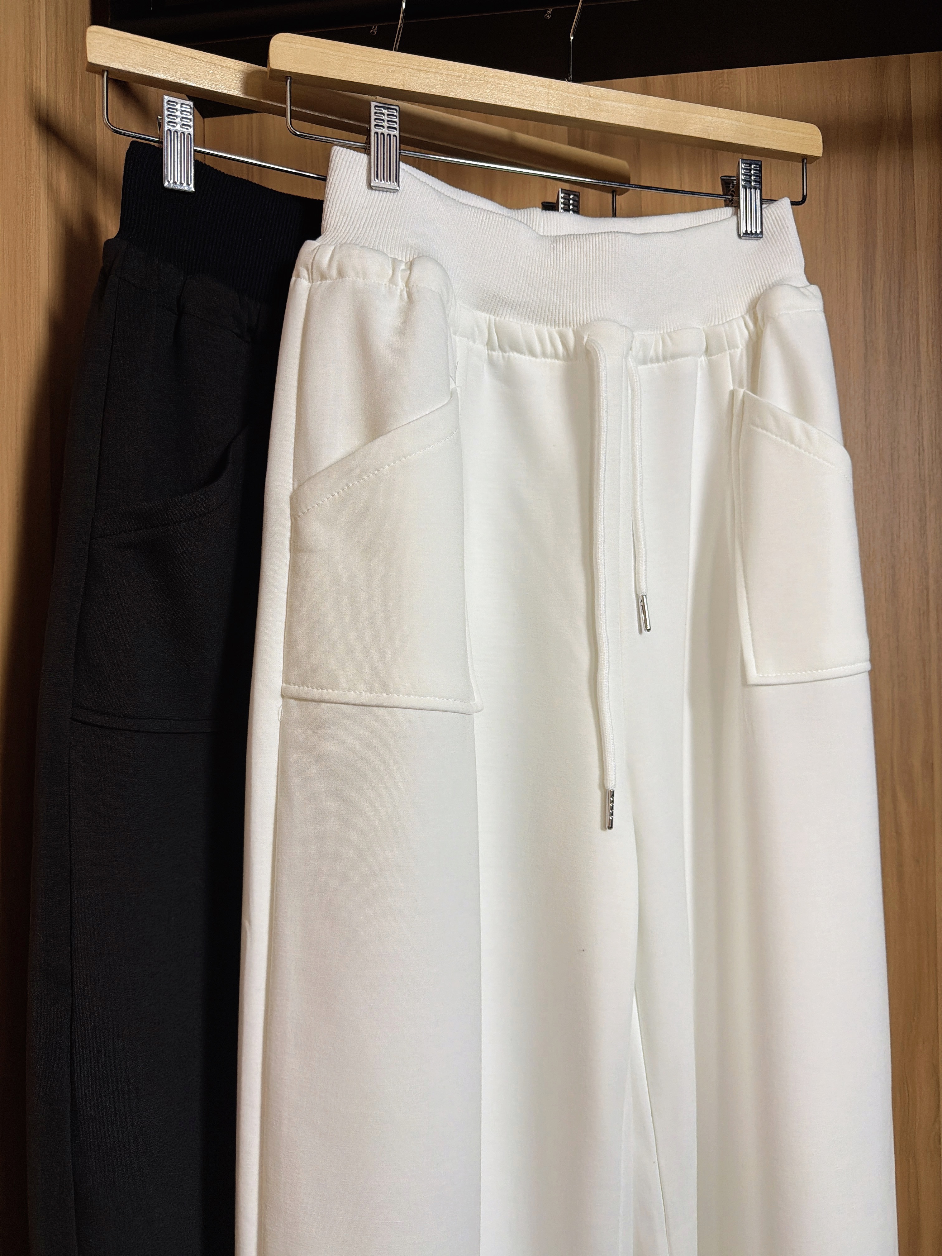 KDB1199 YUNA CURVED LEG AIR PANTS