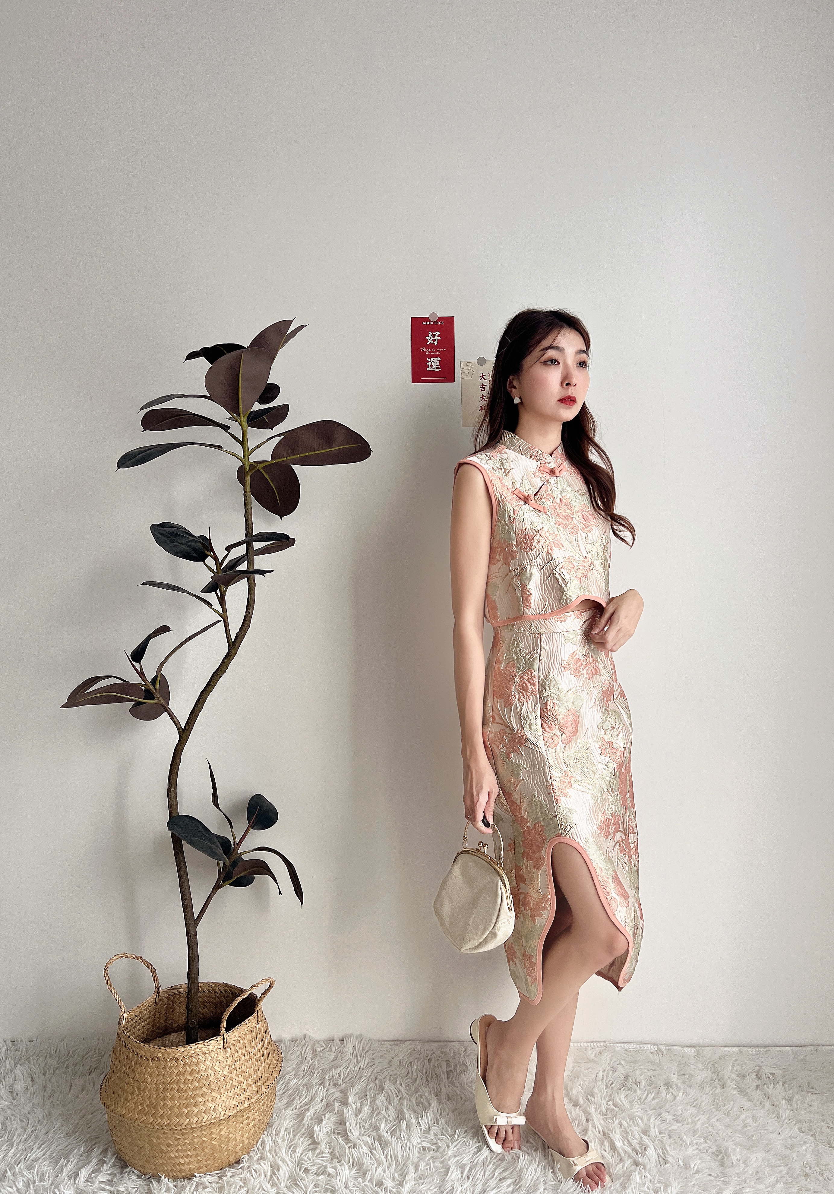 S70776  Yī Nuò FLORAL CHEONGSAM SET