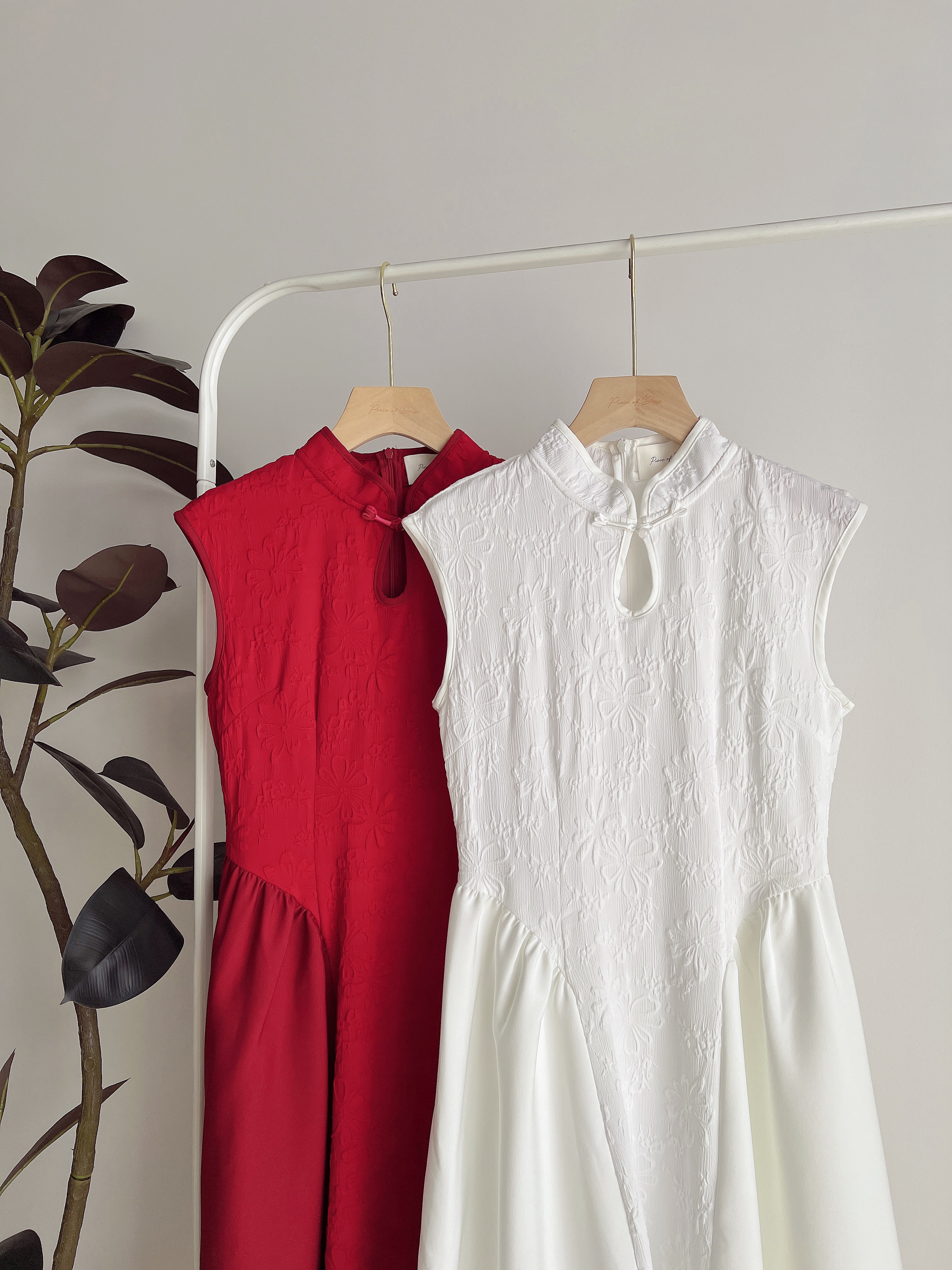 D70775 MUYI LACEY CHEONGSAM DRESS