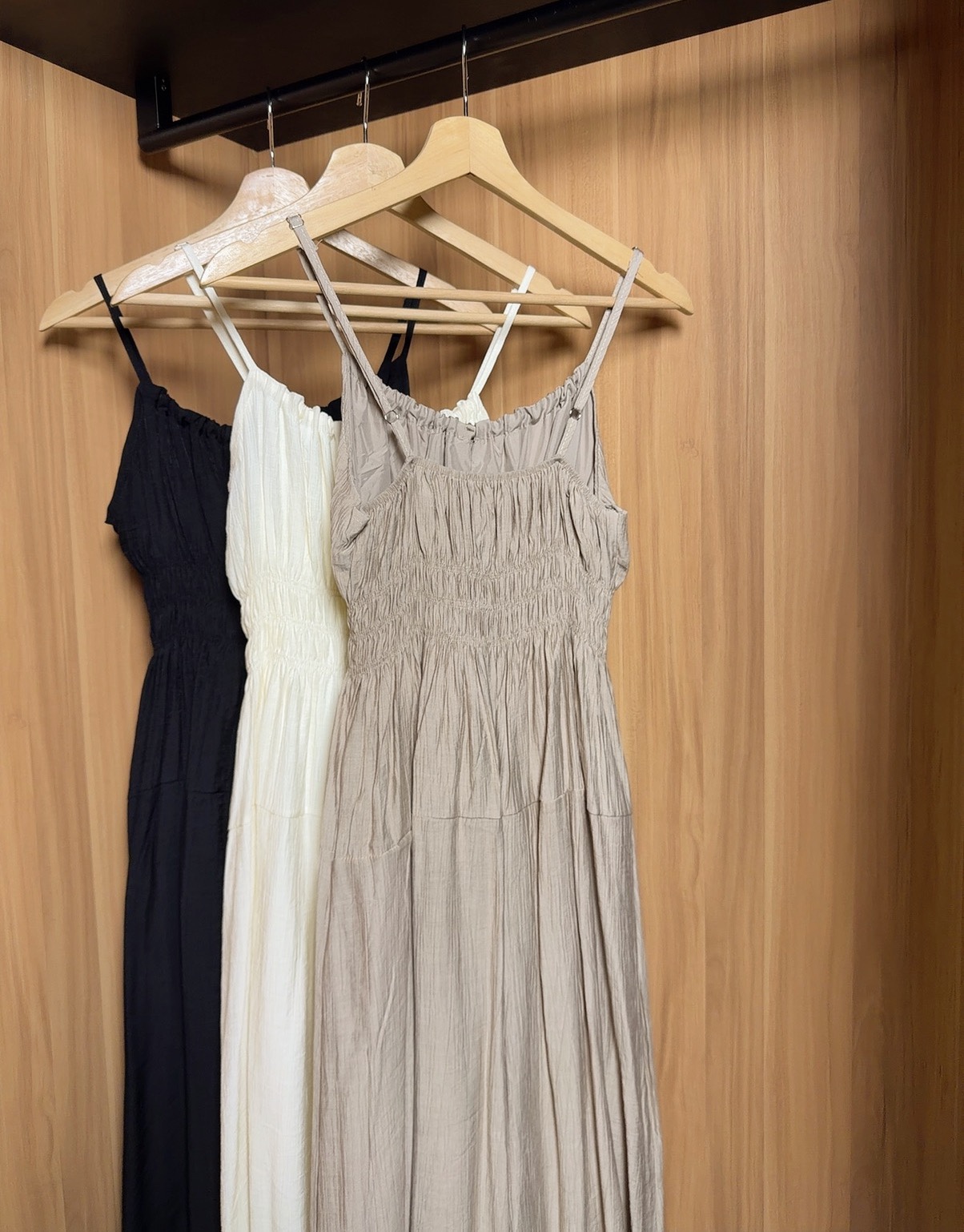 KKD2426 MELLY HOLIDAY CAMI DRESS