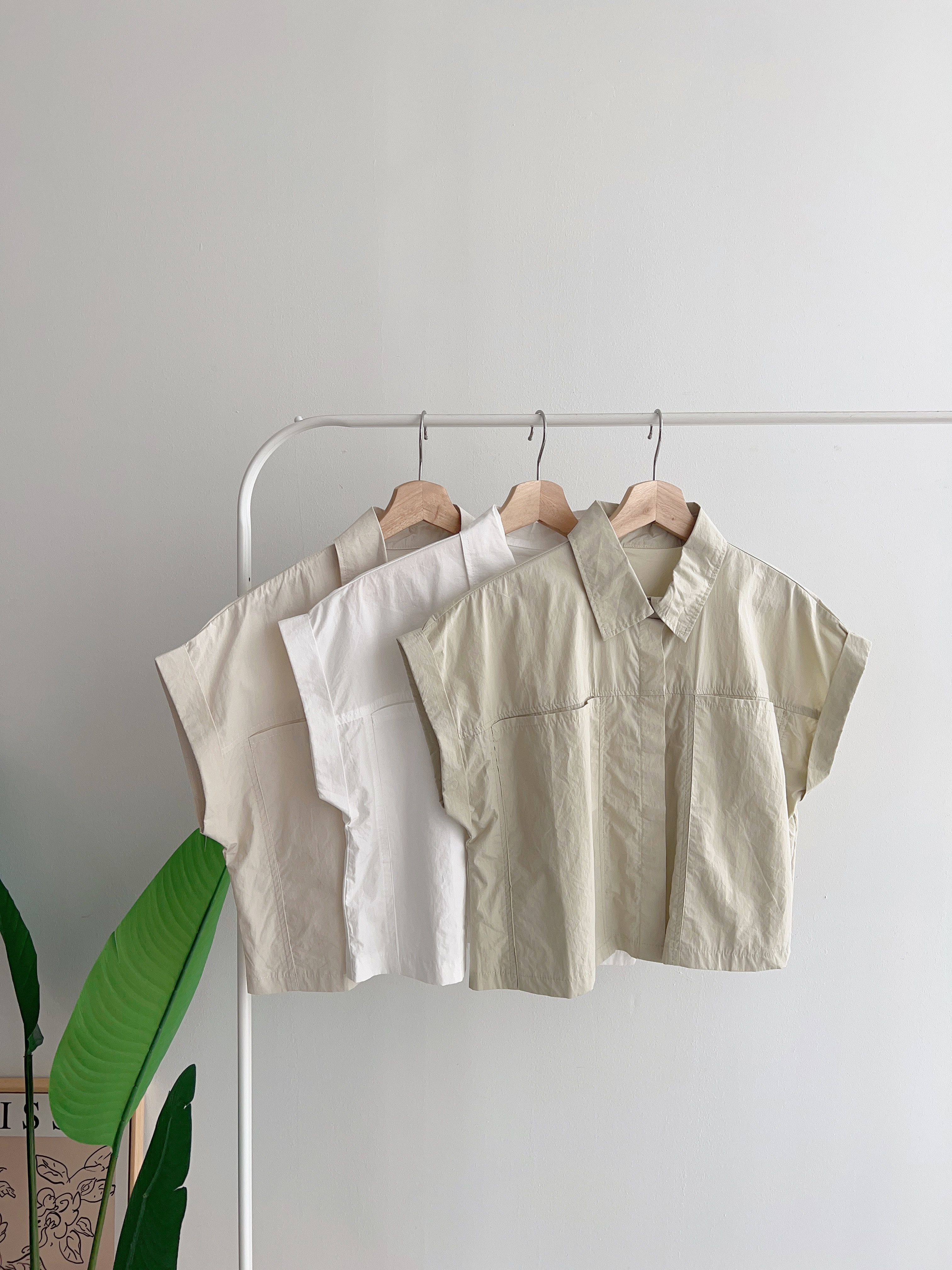 T70477 FOLDED SLEEVE COLLAR SHIRT 