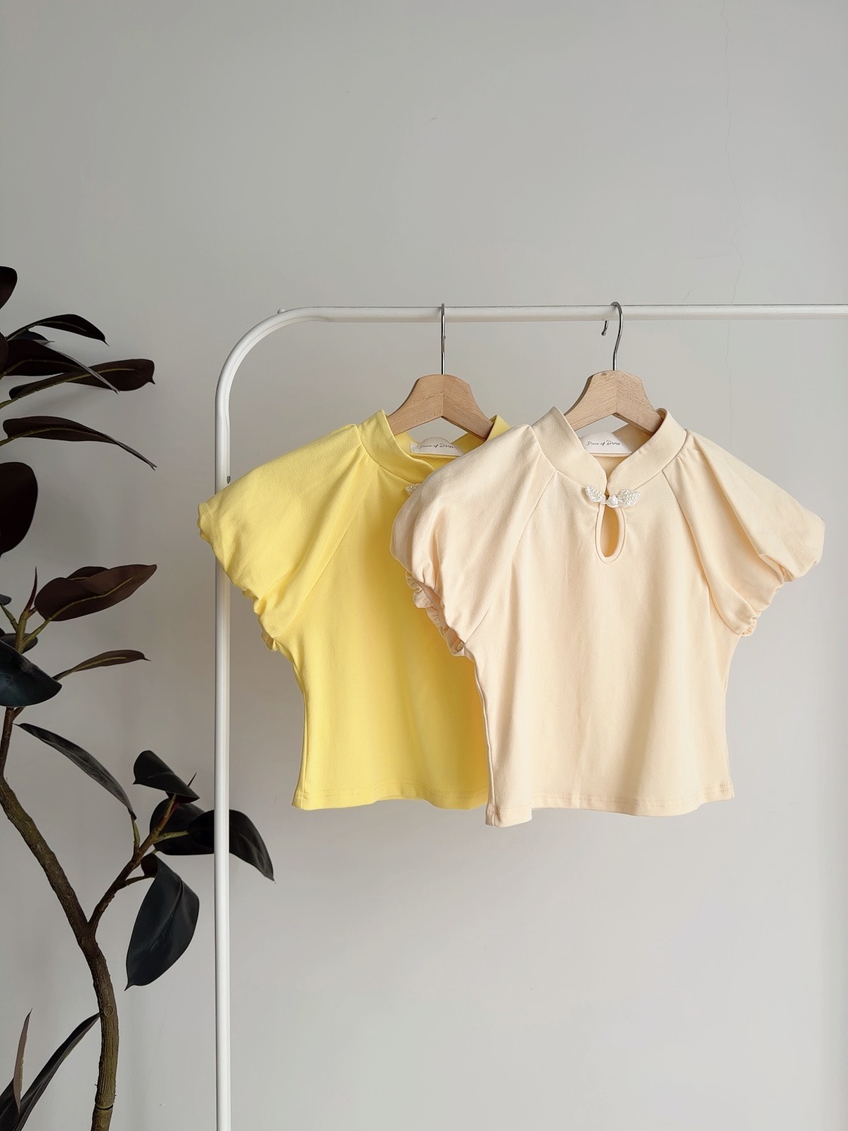 T72683 MOLI PEARL KNOT ORIENTAL TEE