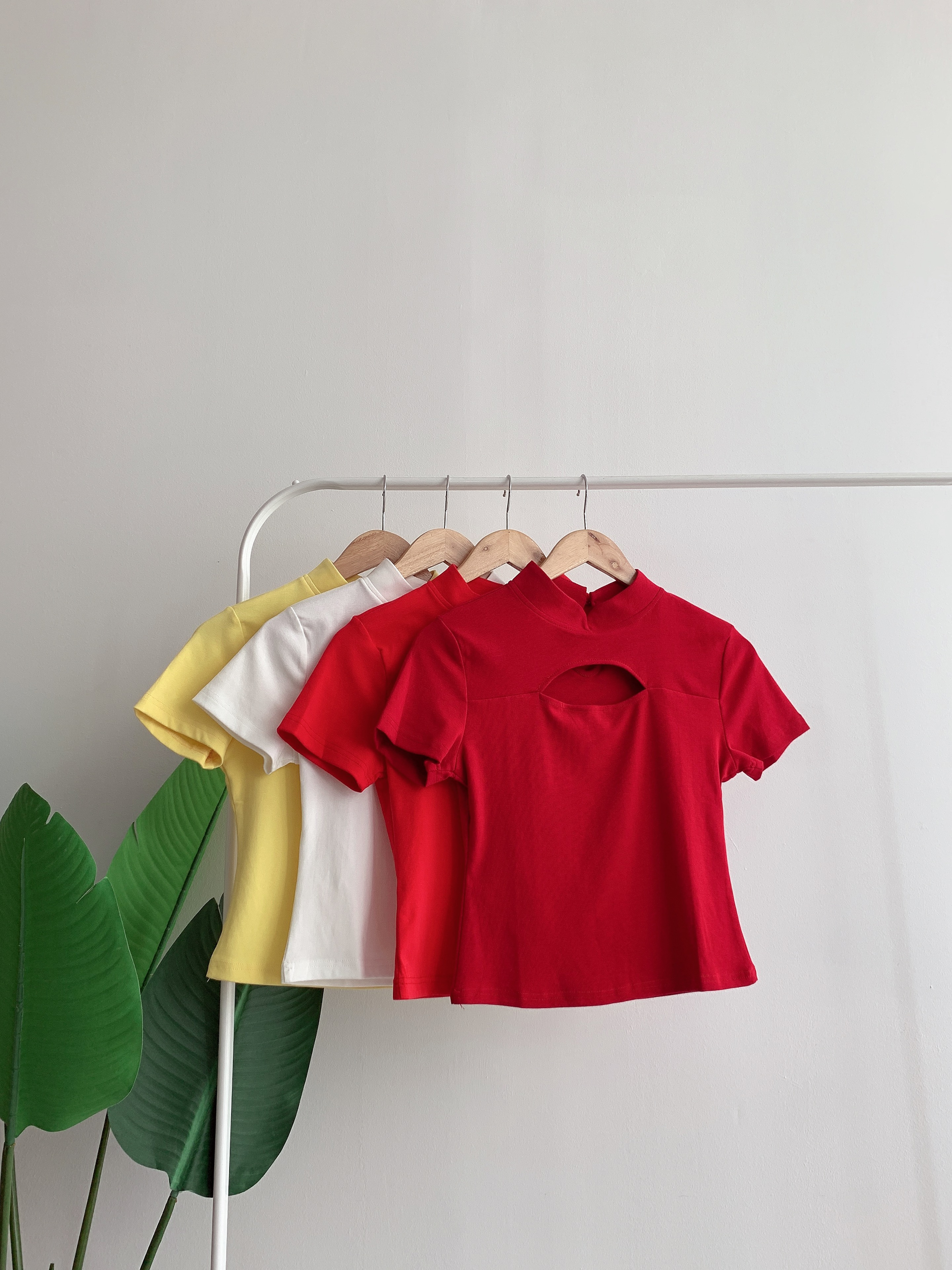 T60828 LOVY CHINESE HIGH COLLAR COTTON TEE