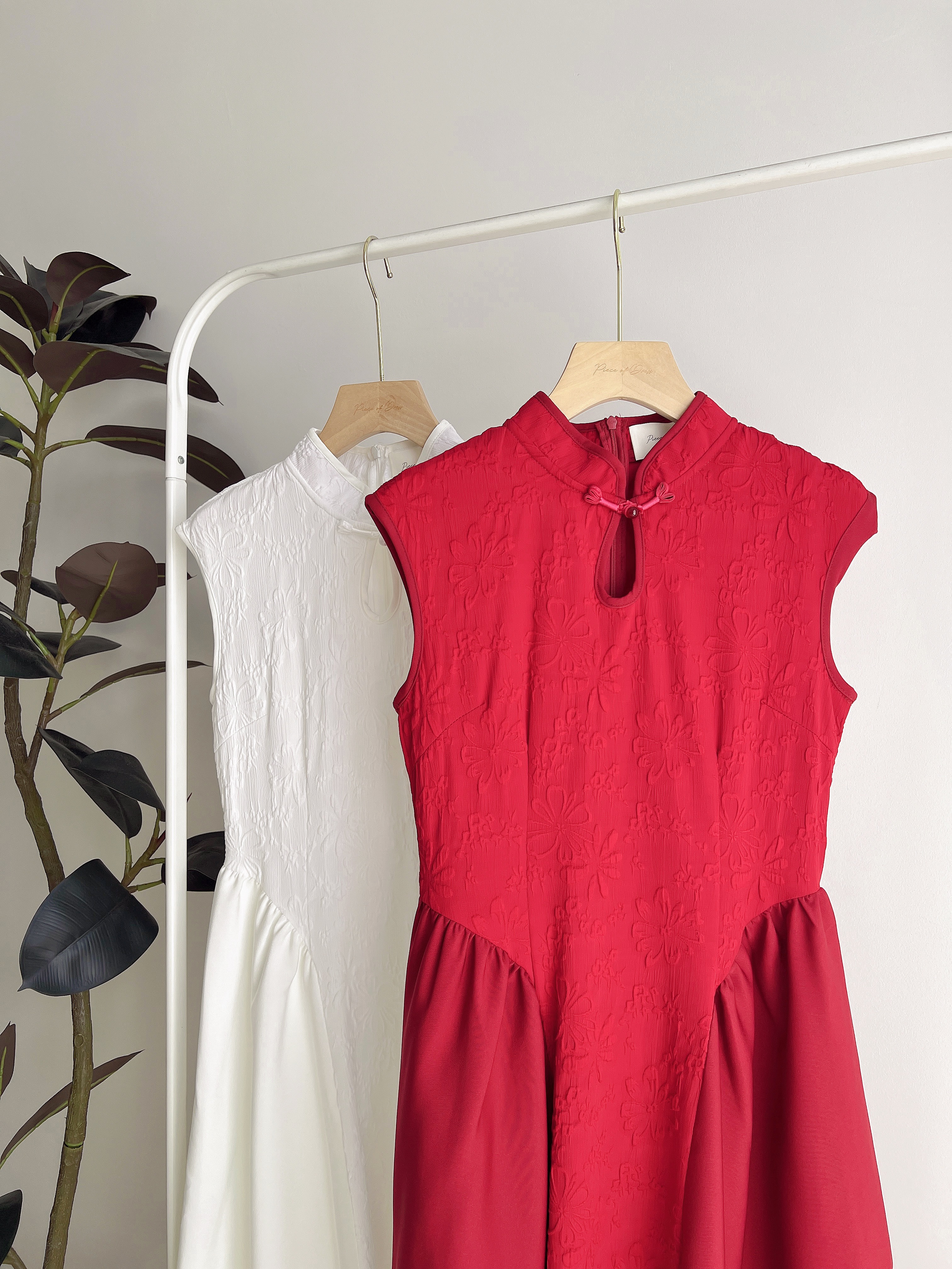 D70775 MUYI LACEY CHEONGSAM DRESS