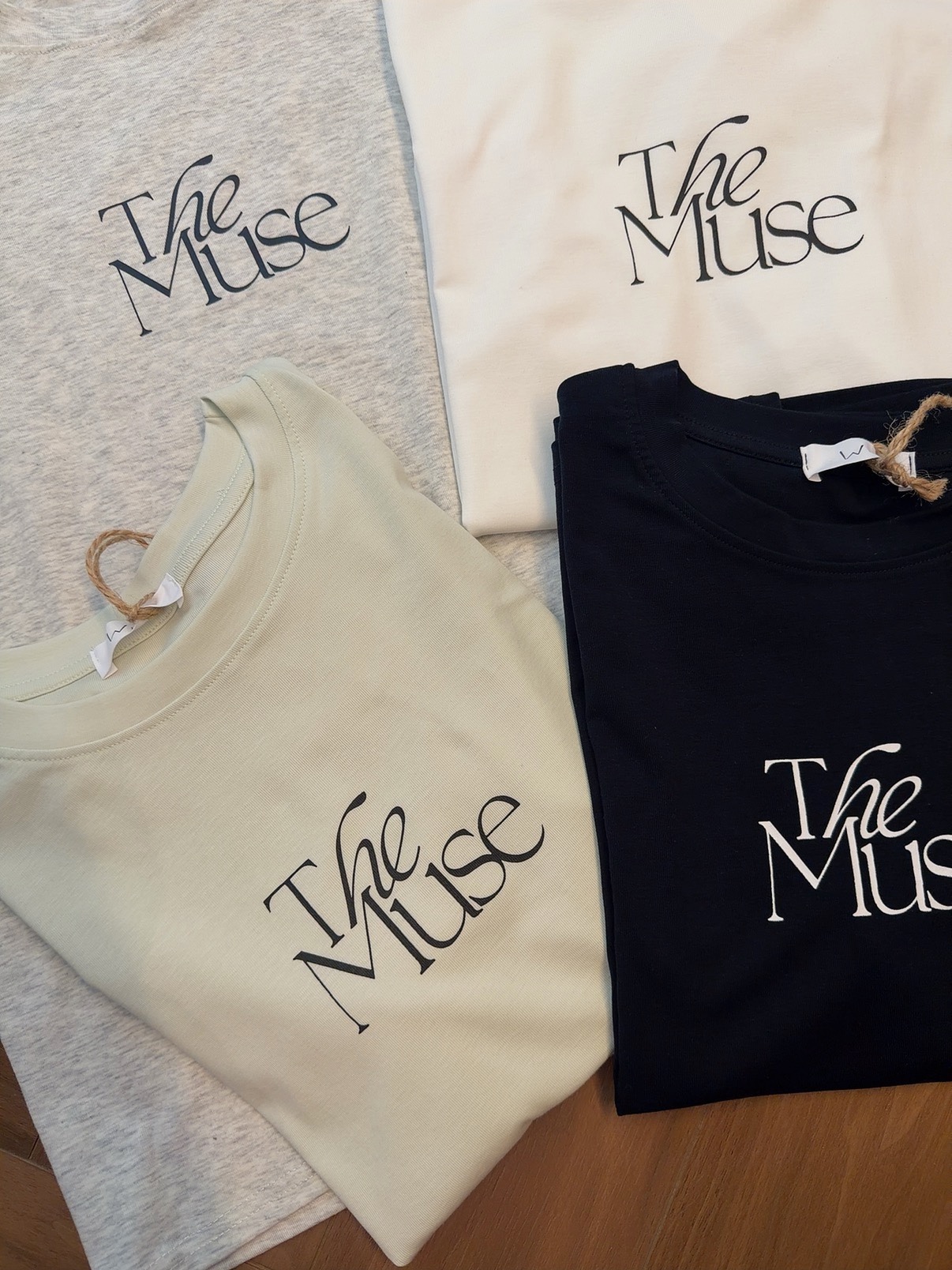 IST3216 THE MUSE TEE