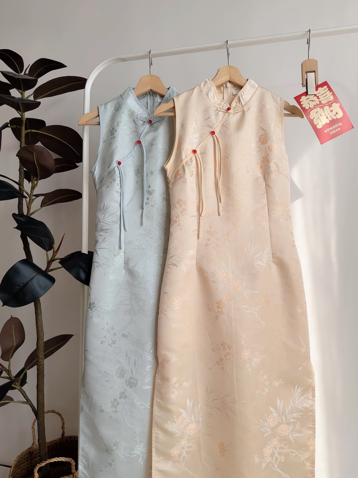 D72701 LILY LADY ORIEANTAL CHEONGSAM