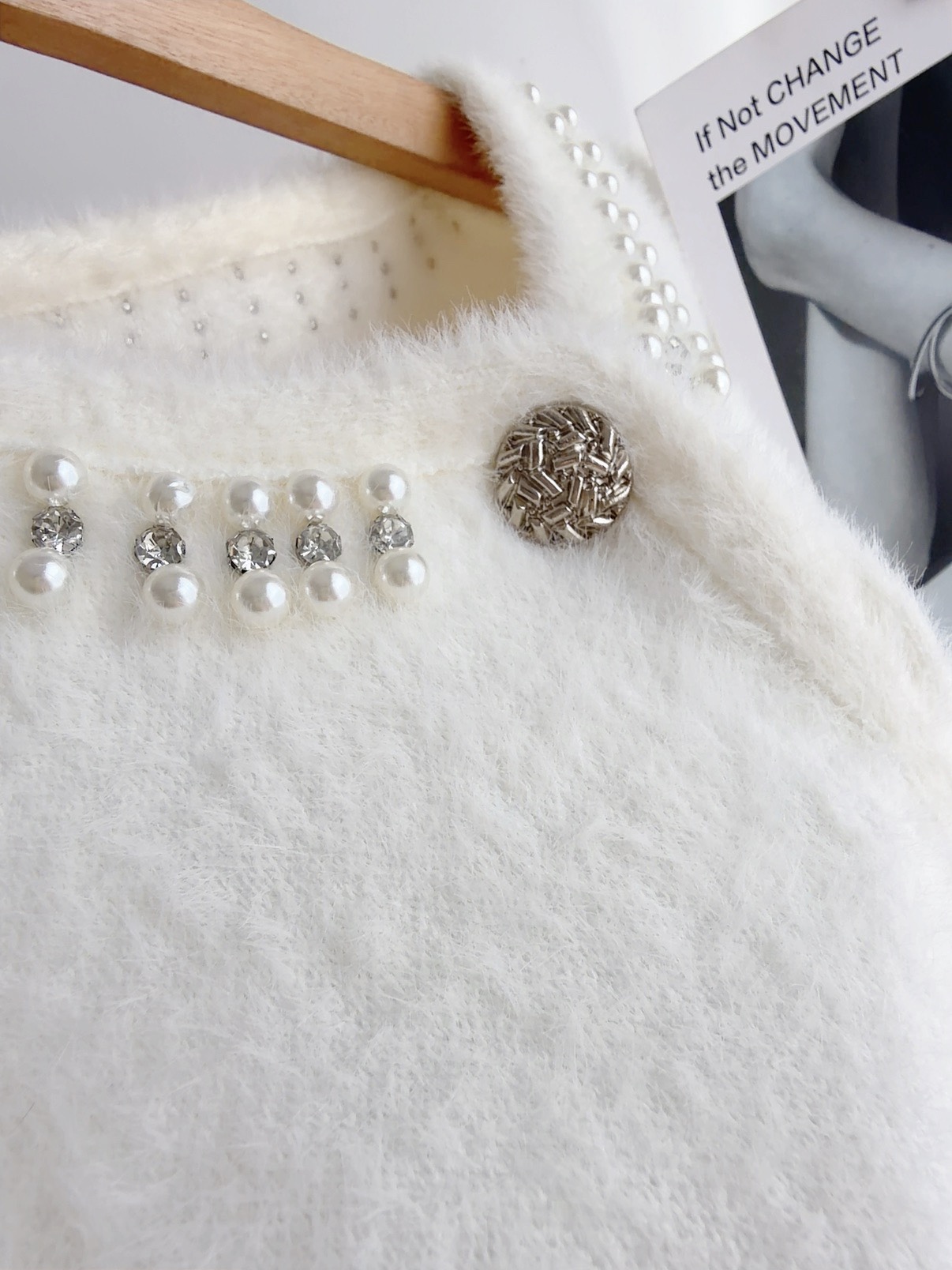 J72578 COLETTE PEARL KNIT CARDIGAN