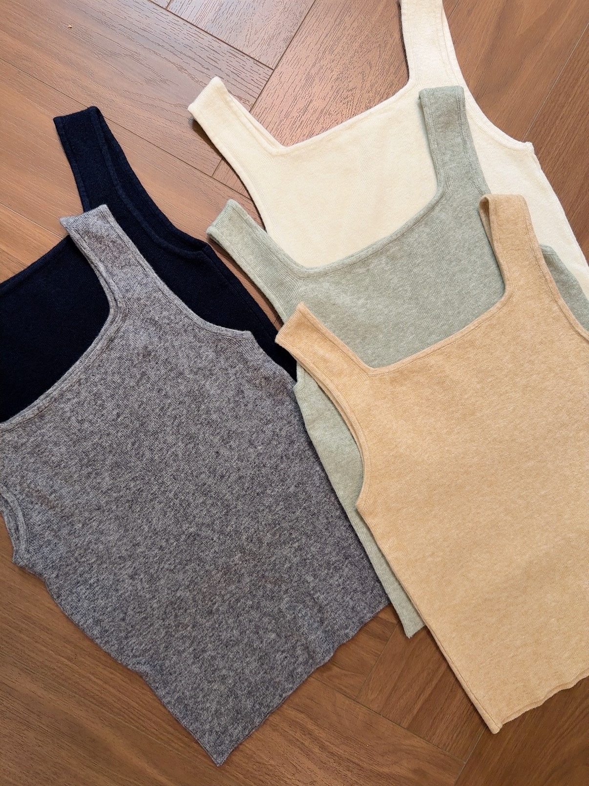 CYT605 LULU SQUARE NECK SOFT KNIT SINGLET