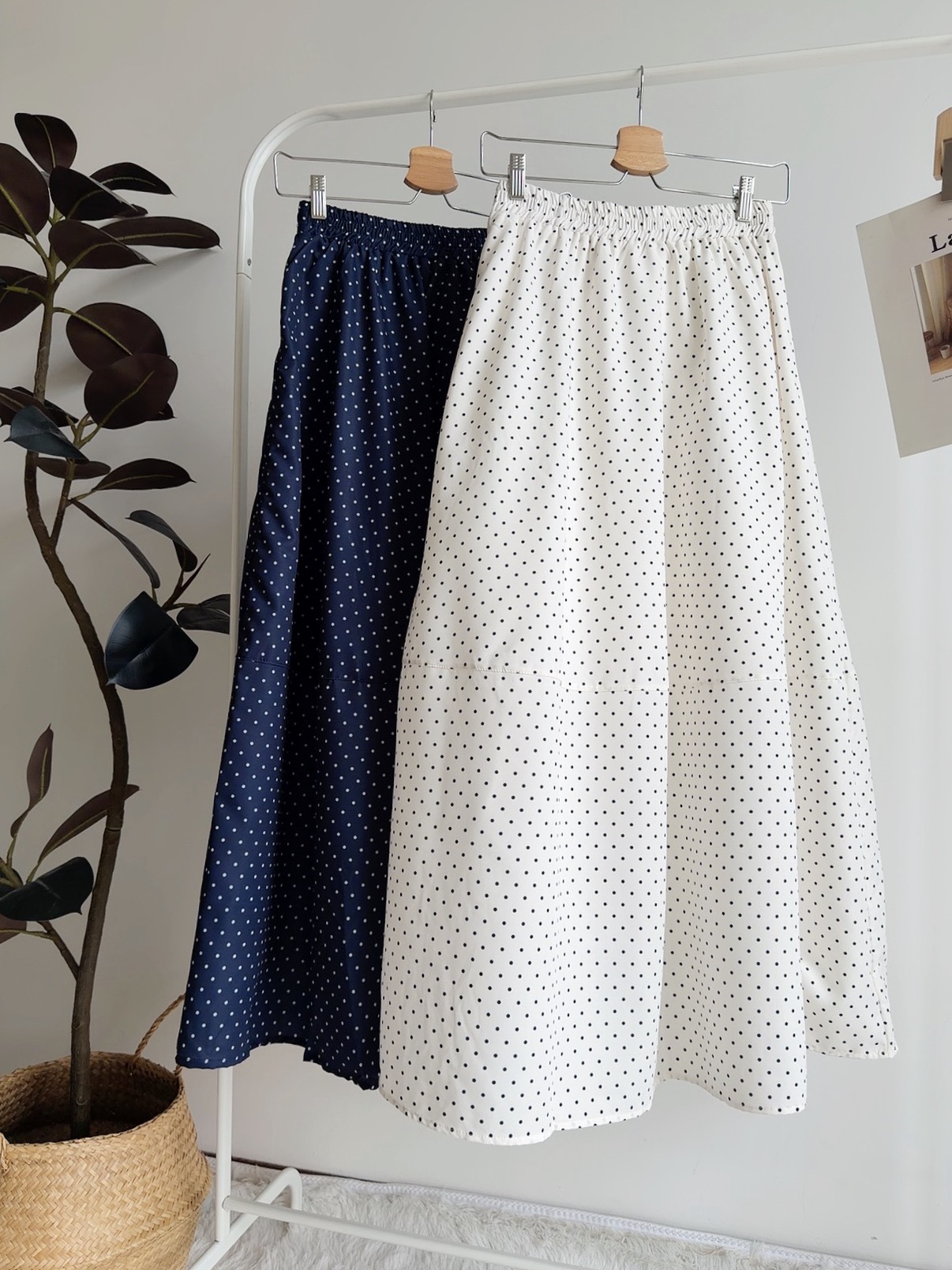 B72782 CHERL POLKA MAXI SKIRT