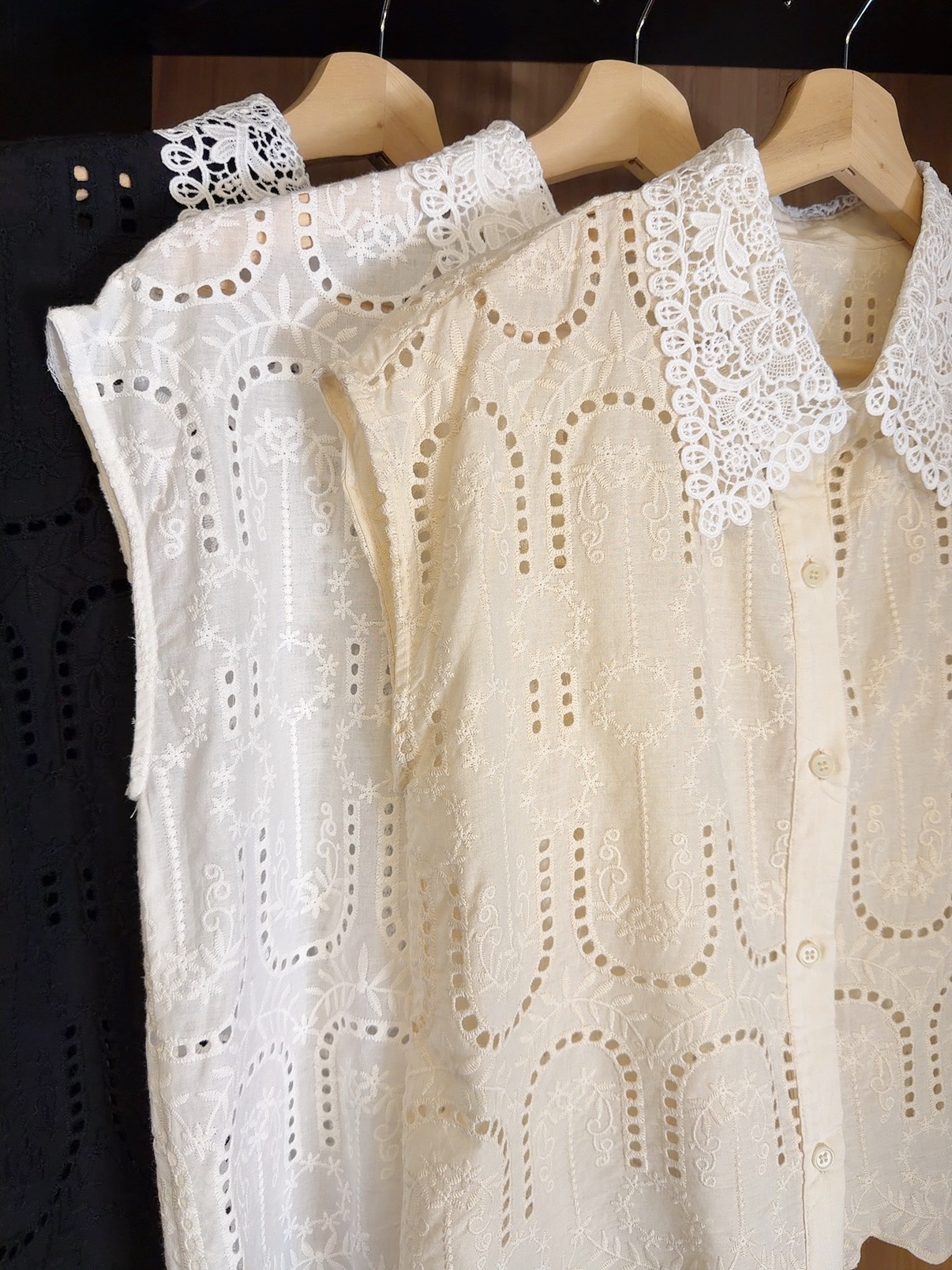 FT700 MIYA PREMIUM EYELET SHIRT