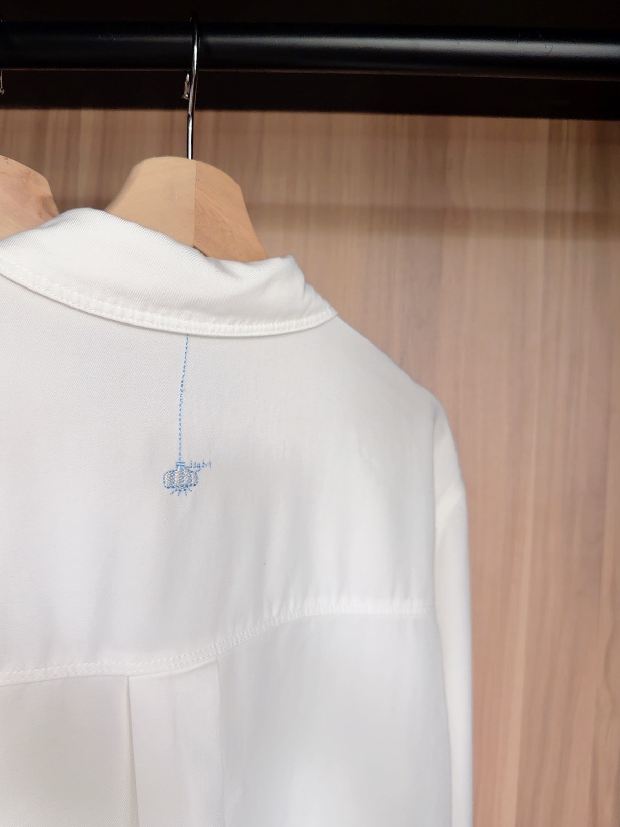 WLT3077 DESIGNER LIGHT EMBROI SHIRT