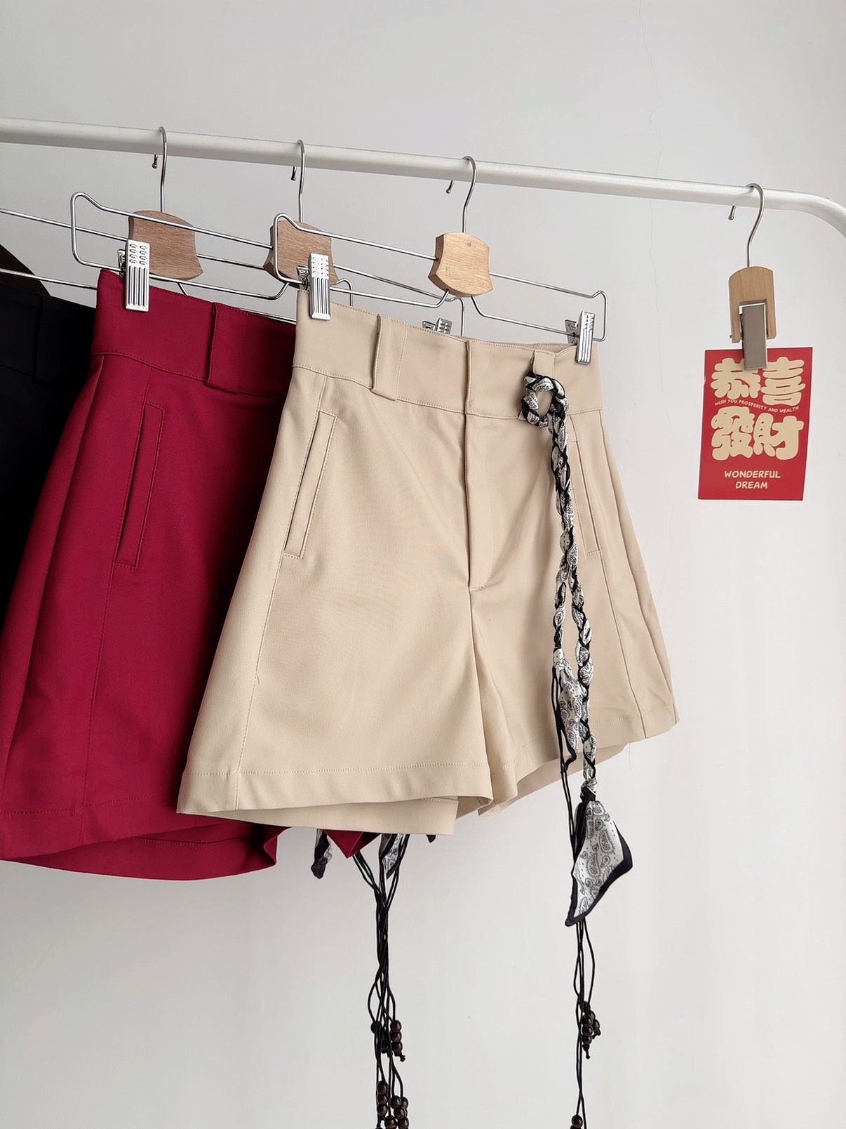 B72775 MAYA HW VINTAGE SHORTS