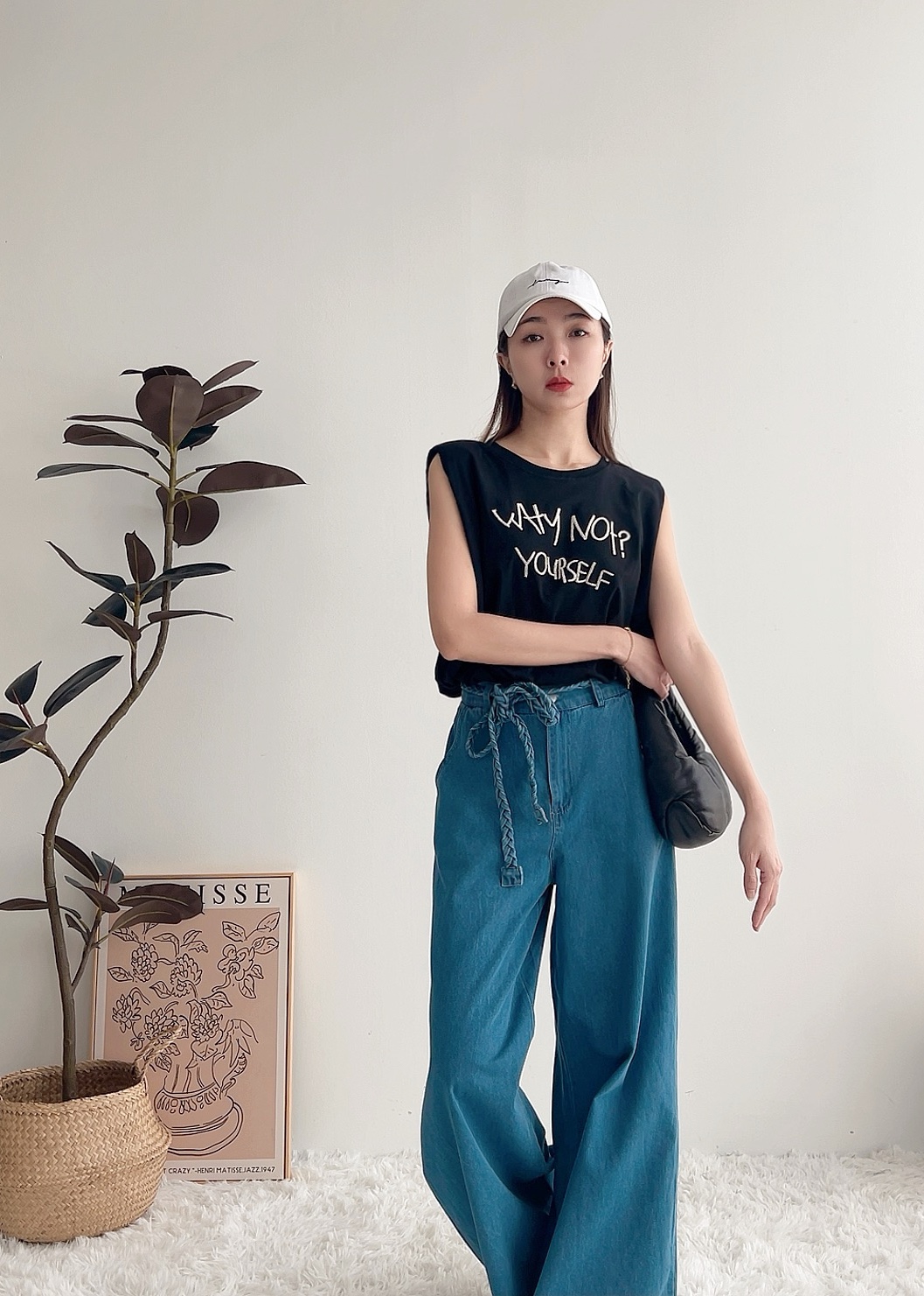 T70487 WHY NOT SLEEVELESS SUMMER TEE