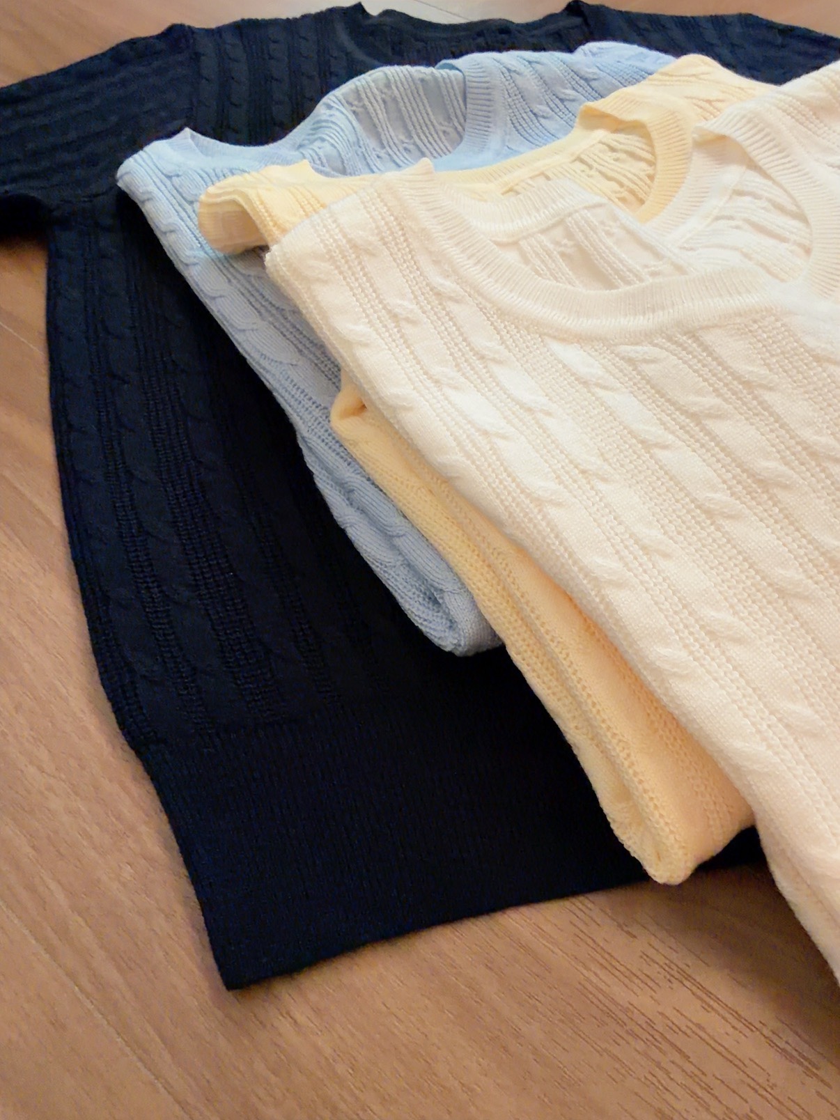 ZXT2087  LULU EVERYDAY CABLE KNIT TEE