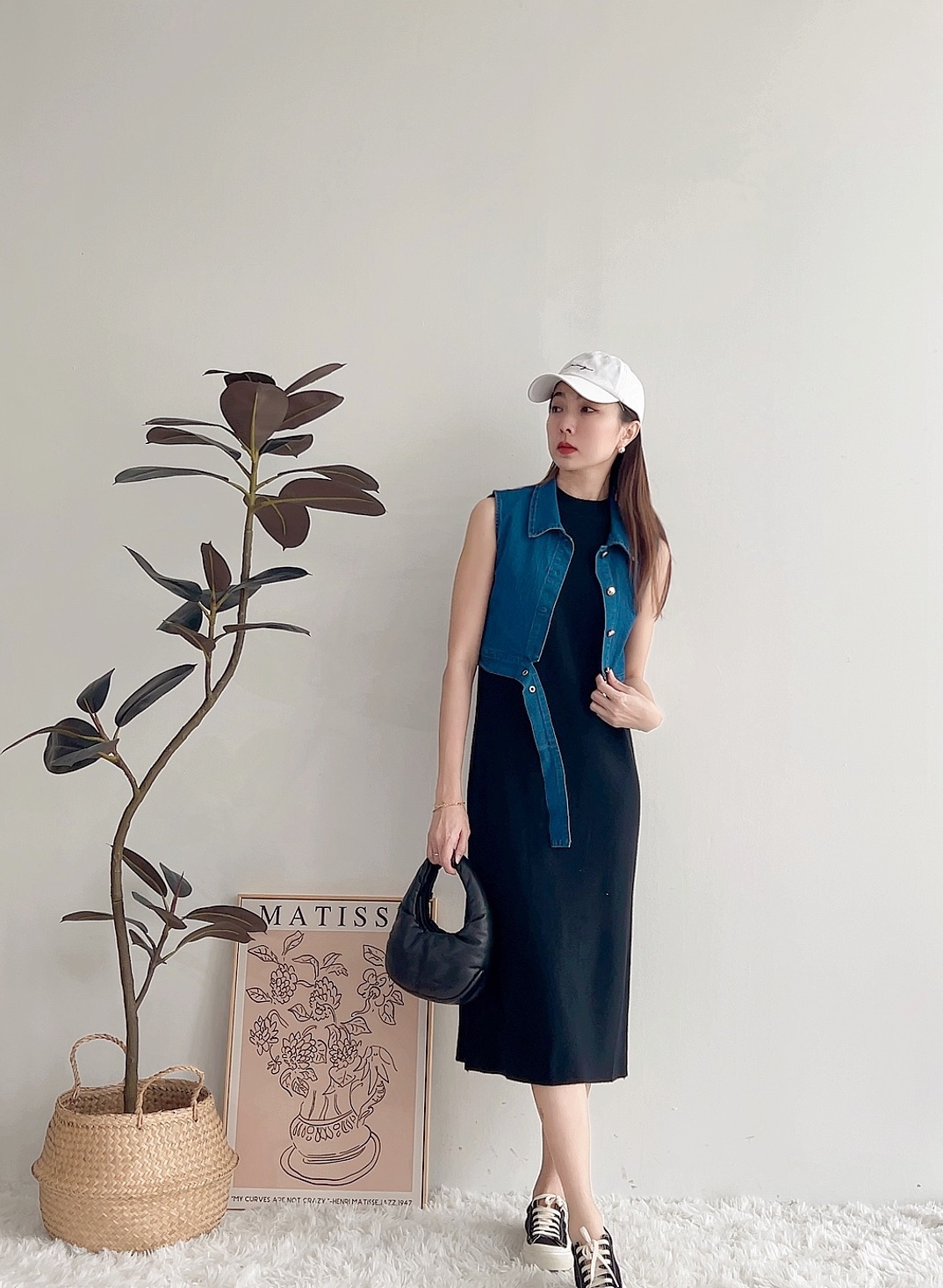 T70489 BROOKIE DENIM SLEEVELESS SHIRT