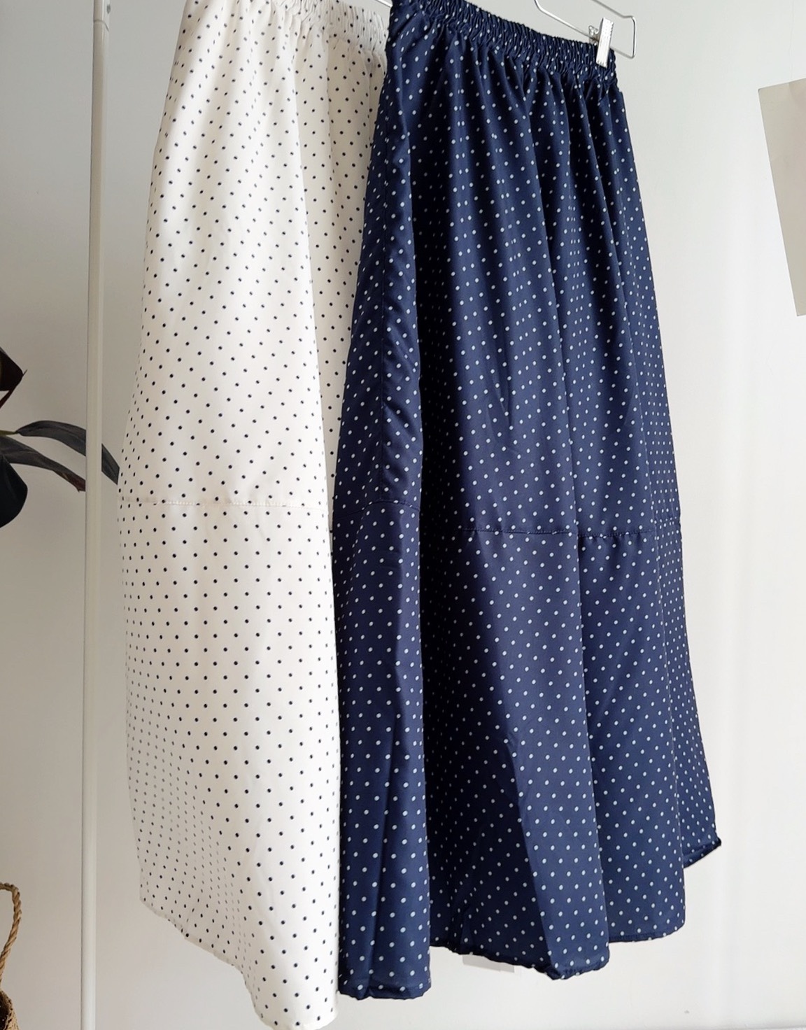 B72782 CHERL POLKA MAXI SKIRT