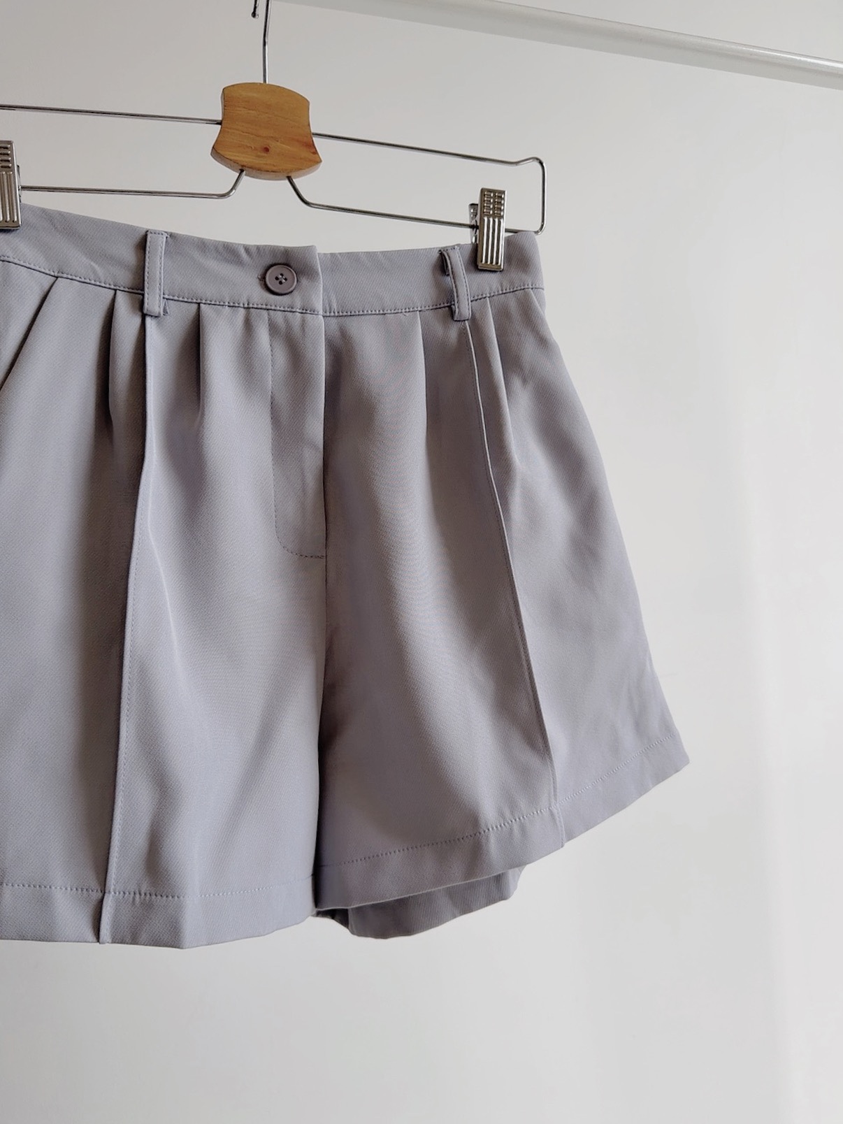B75 SUYA DETAIL HW SHORTS