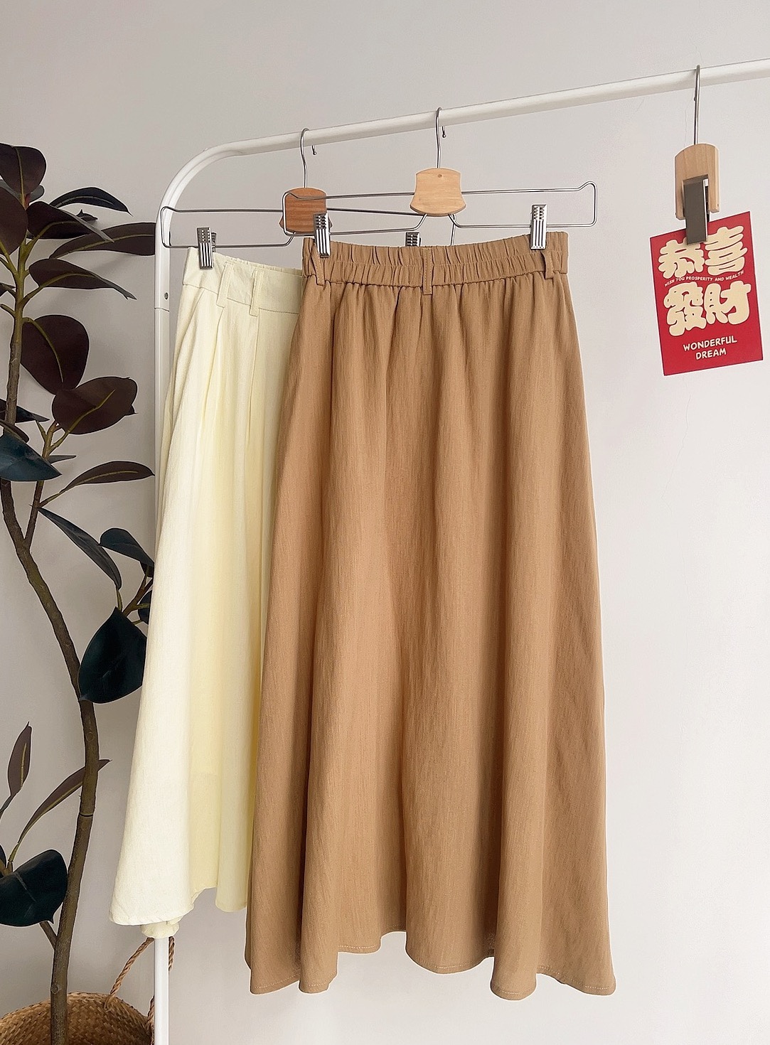 B72687 BELLE LINEN PLEAT SKIRT