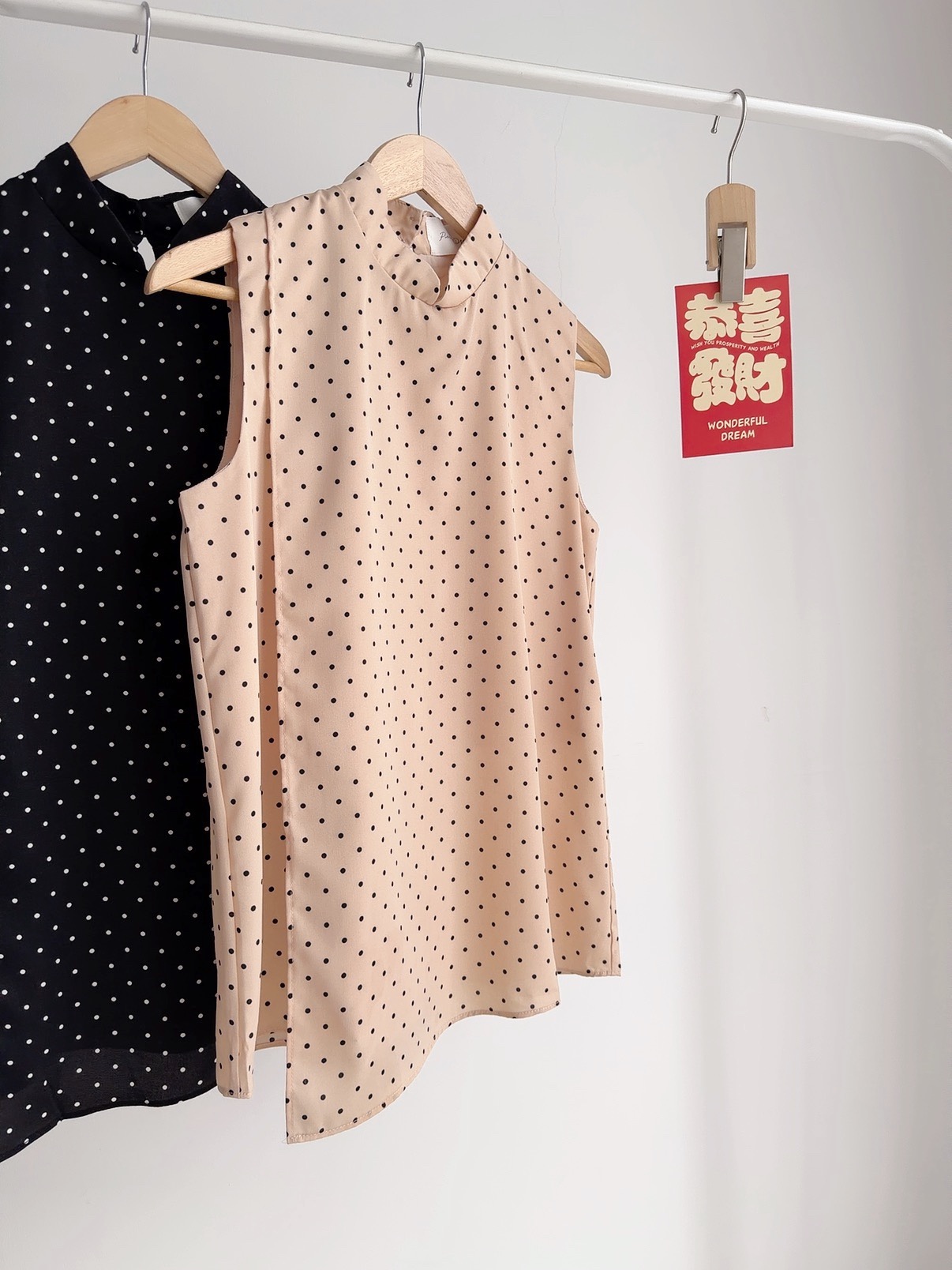 T72675 YULIAN MODERN ORIENTAL POLKA TOP