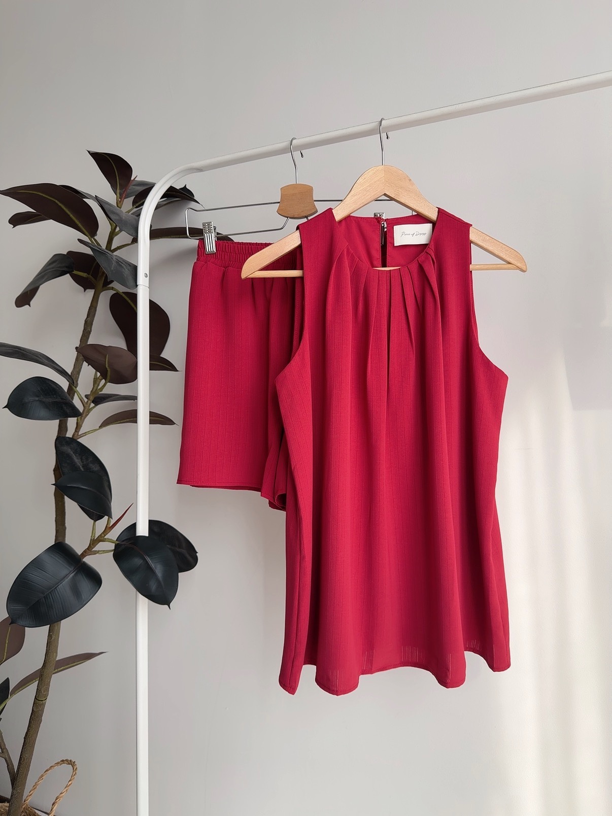 S72725 ELINA PLEATED SLEEVELESS SET