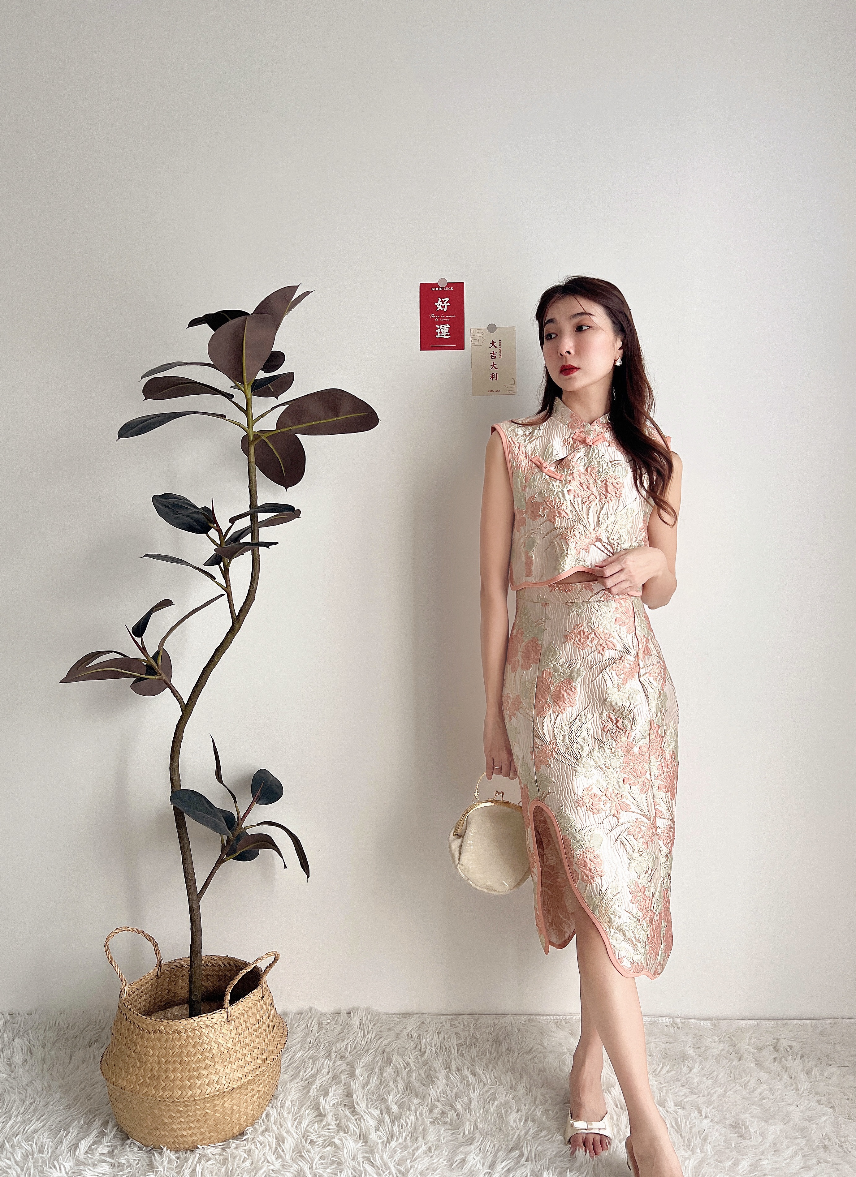 S70776  Yī Nuò FLORAL CHEONGSAM SET