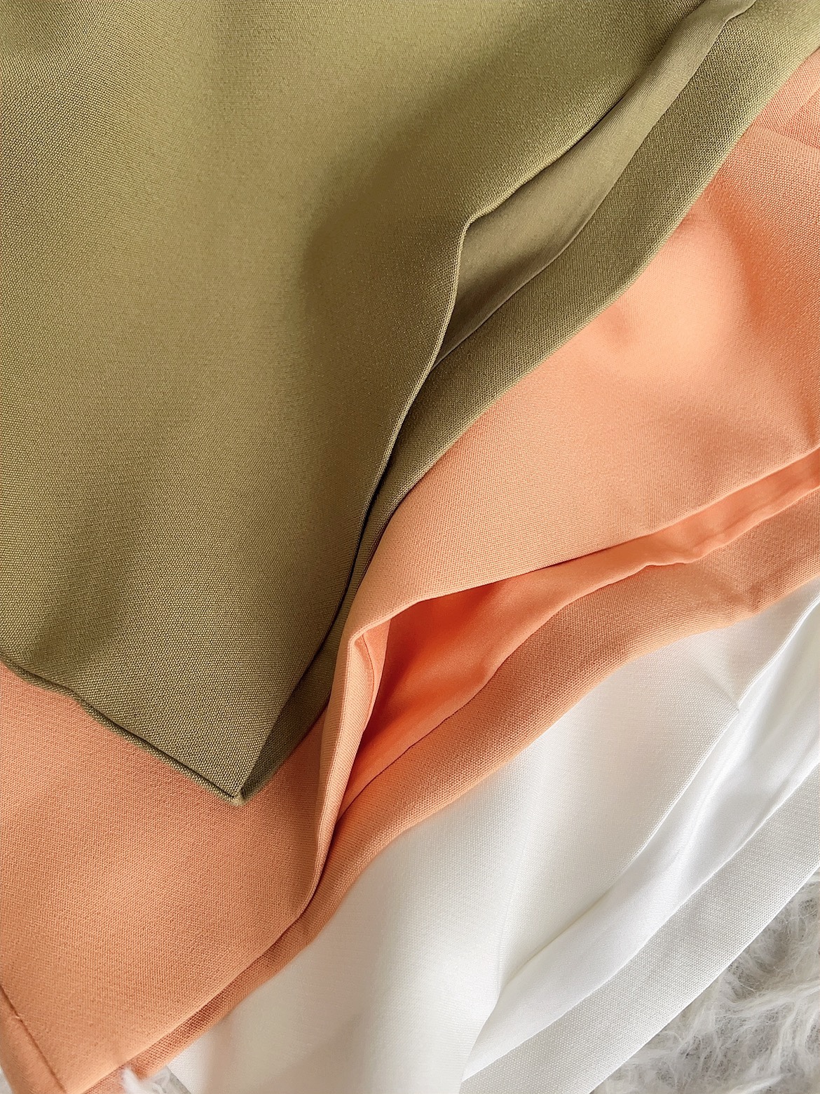 B72099 HANA CURVE A CUT PANT