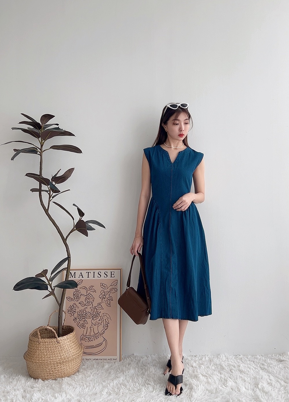 D70515 FERYA VNECK DENIM DRESS