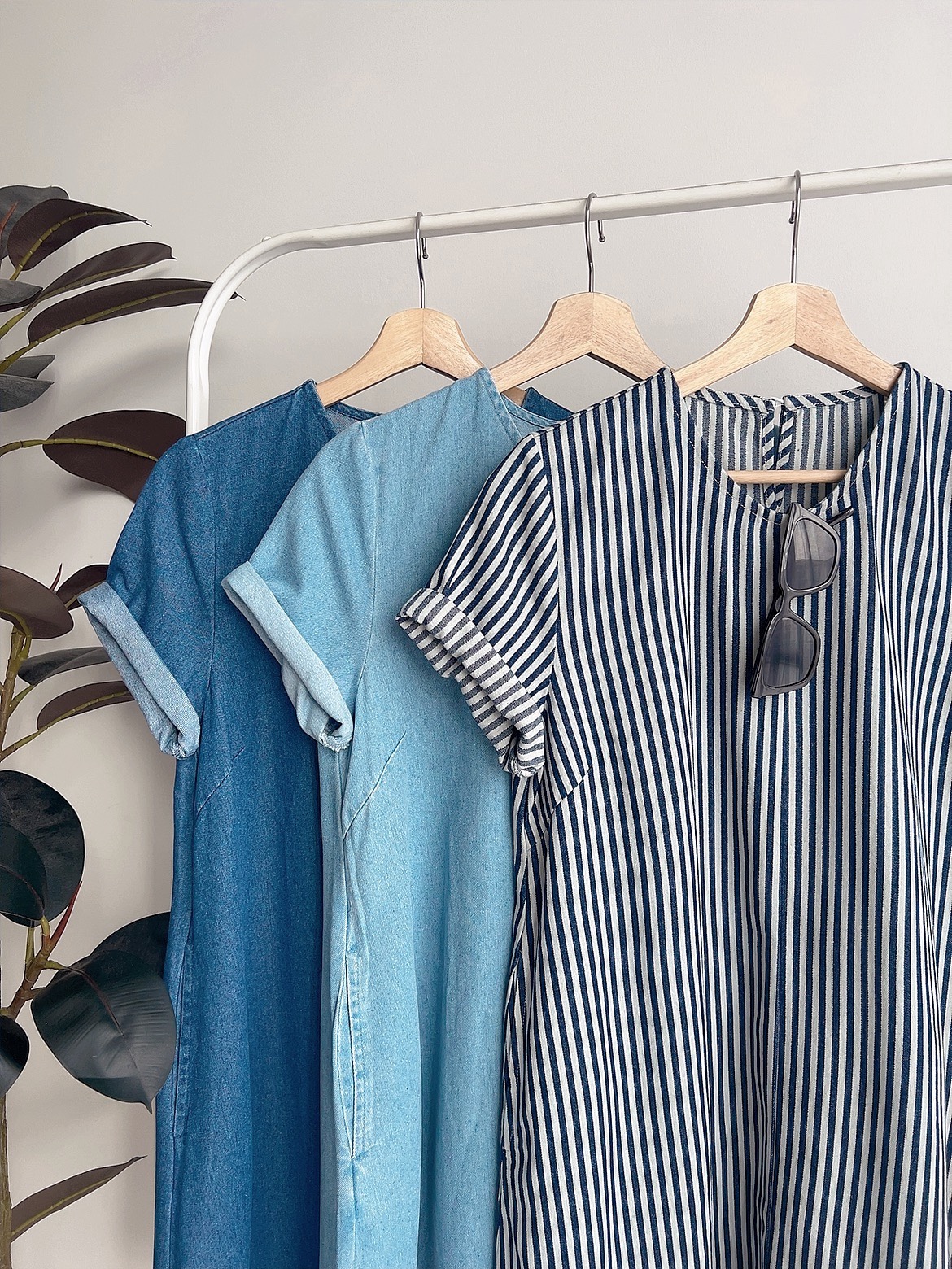 D72535 PENNY DENIM SHIFT DRESS