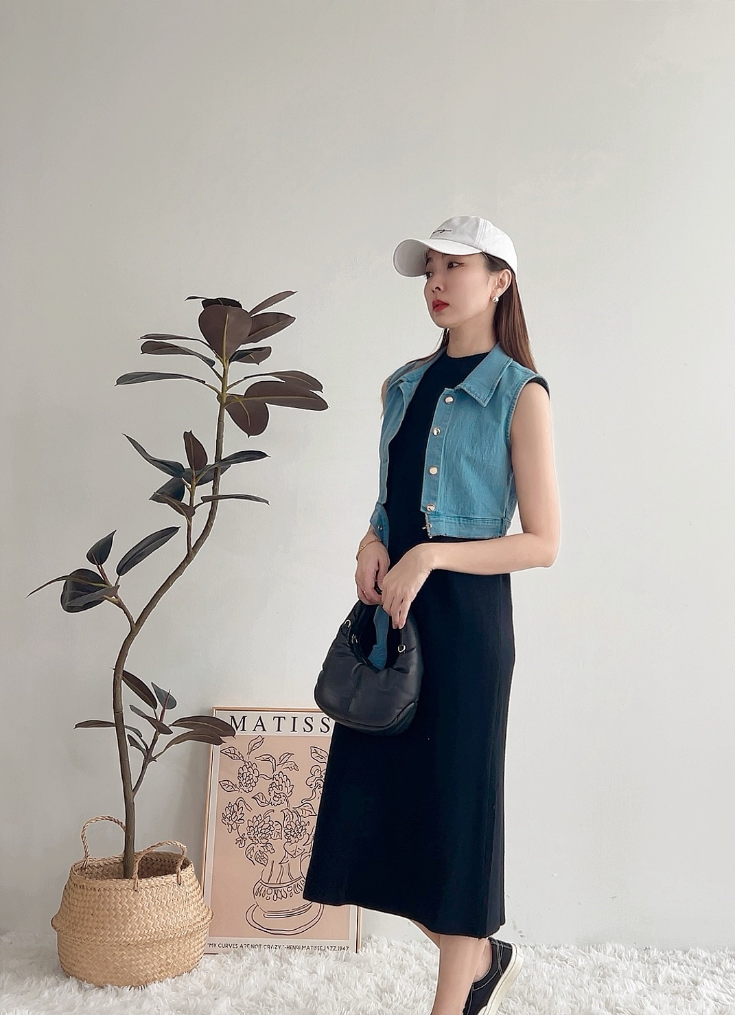 T70489 BROOKIE DENIM SLEEVELESS SHIRT