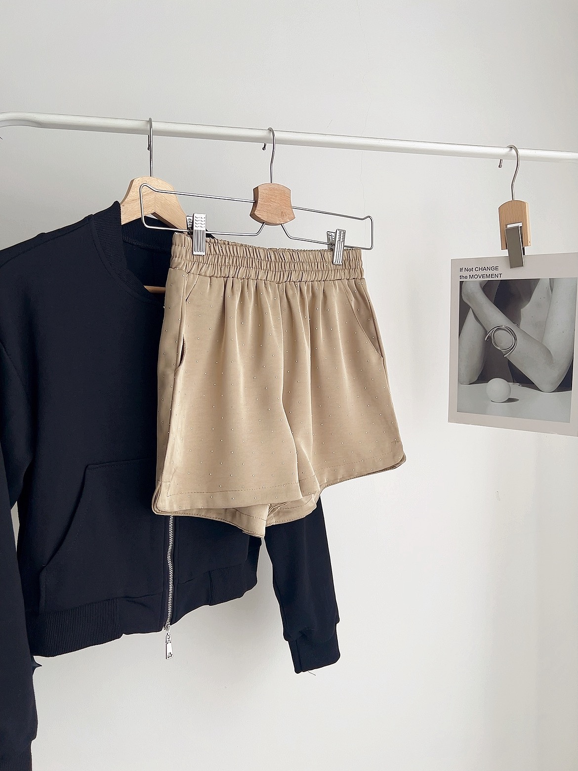 B72469 EVA DIAMOND DEISGN SHORTS