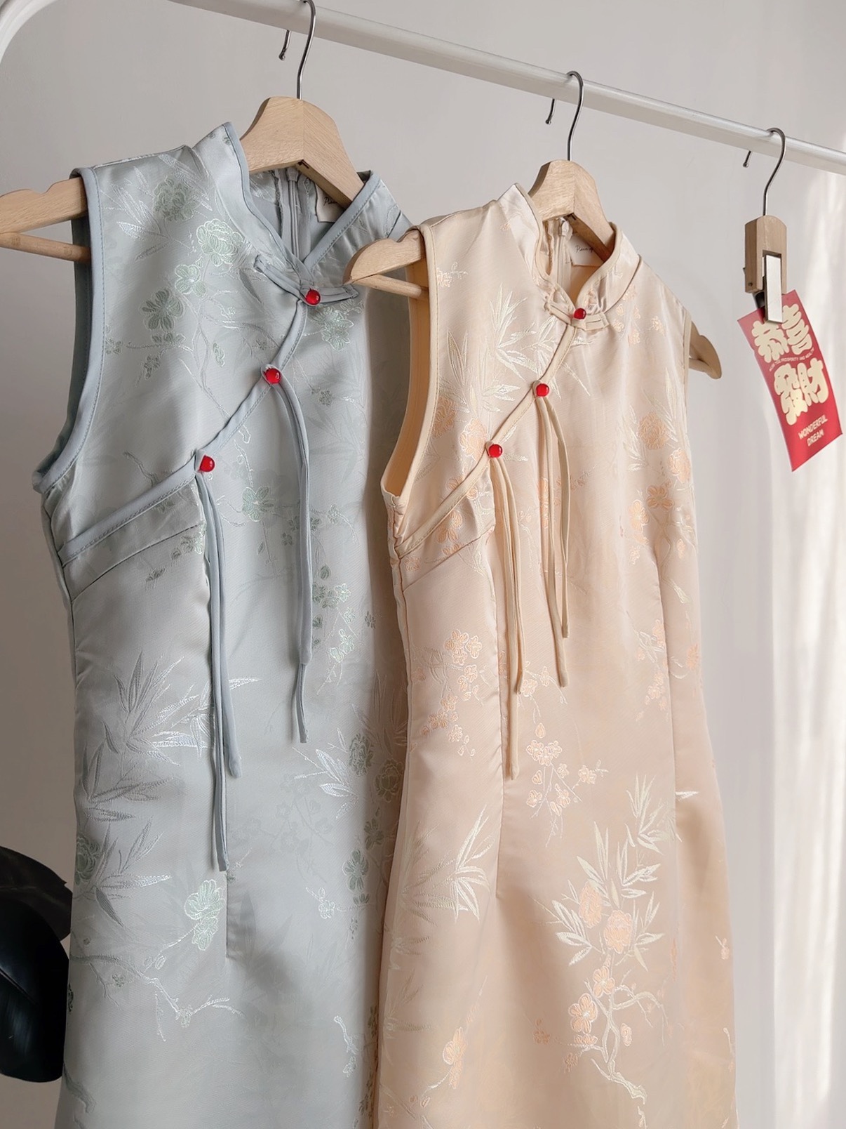 D72701 LILY LADY ORIEANTAL CHEONGSAM