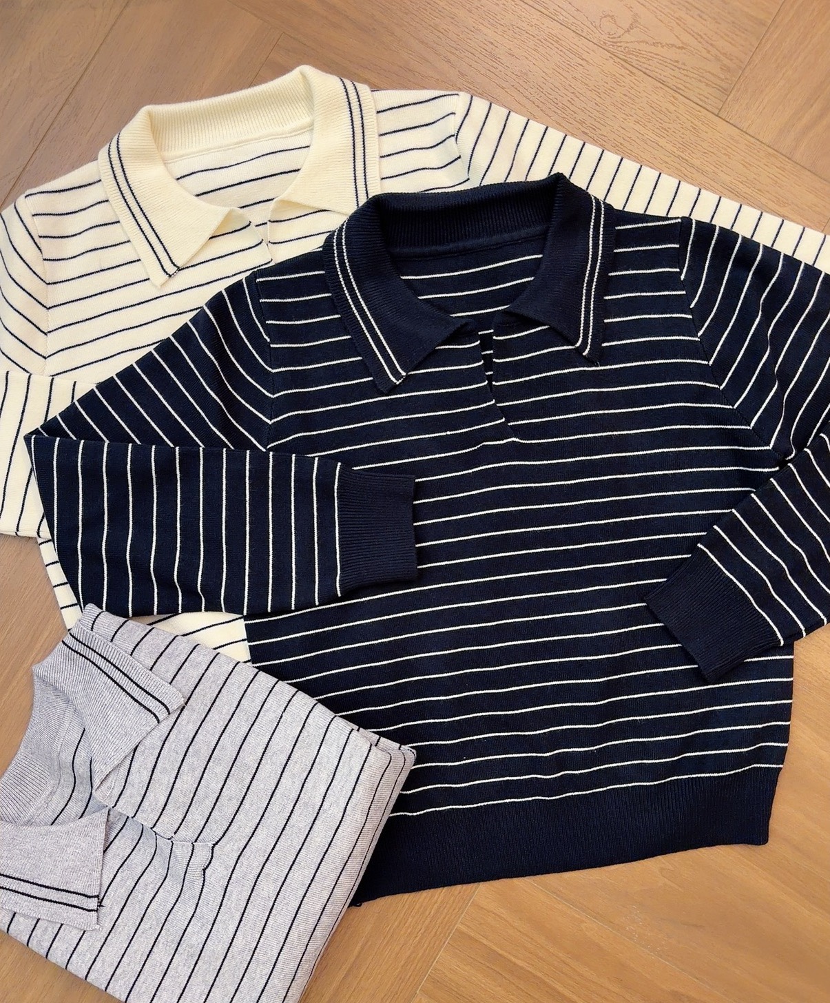 ZST2055 JENN COLLAR STRIPE KNIT TOP