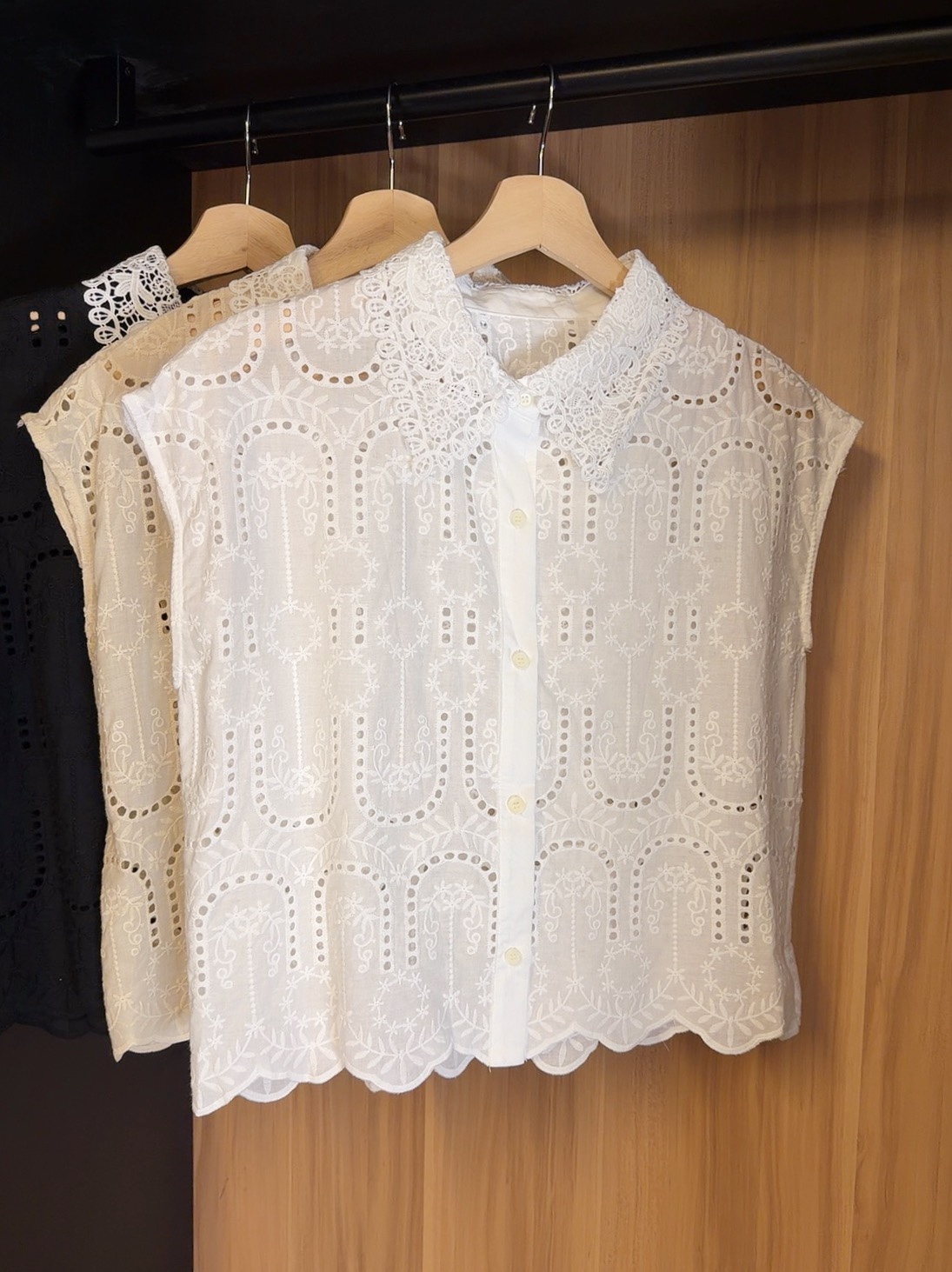 FT700 MIYA PREMIUM EYELET SHIRT