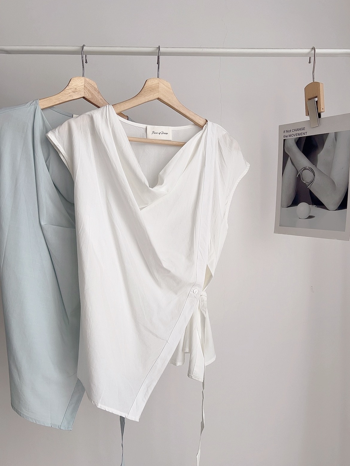 T72466 MOYA KR DESIGN DRAPPED BLOUSE