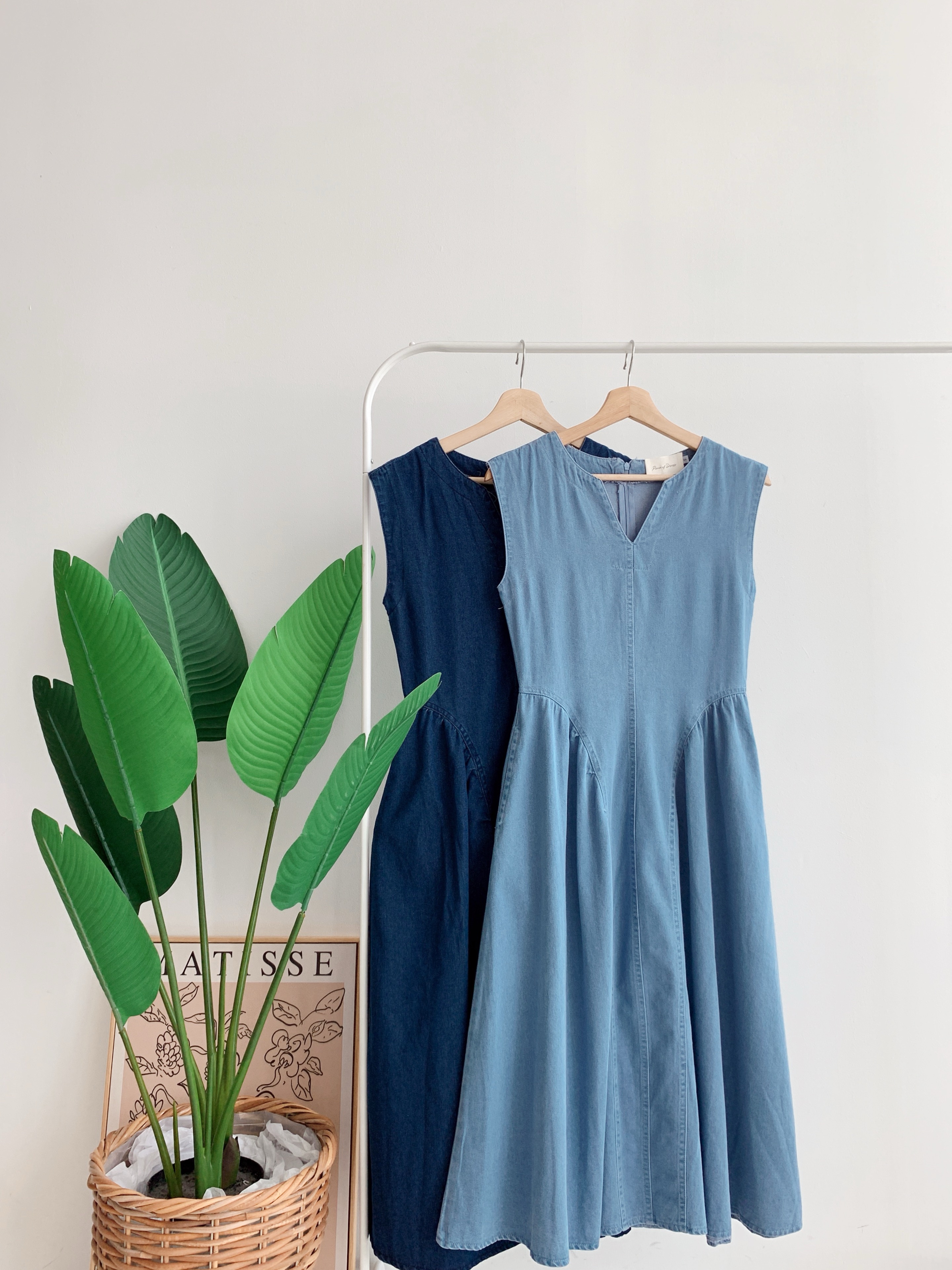 D70515 FERYA VNECK DENIM DRESS