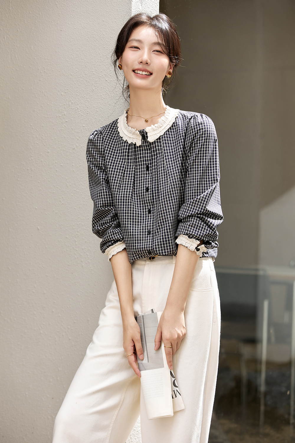 Black-Apricot Checkered Lace Trim Round Neck Puff Long Sleeve Blouse-VIMLYSTORE